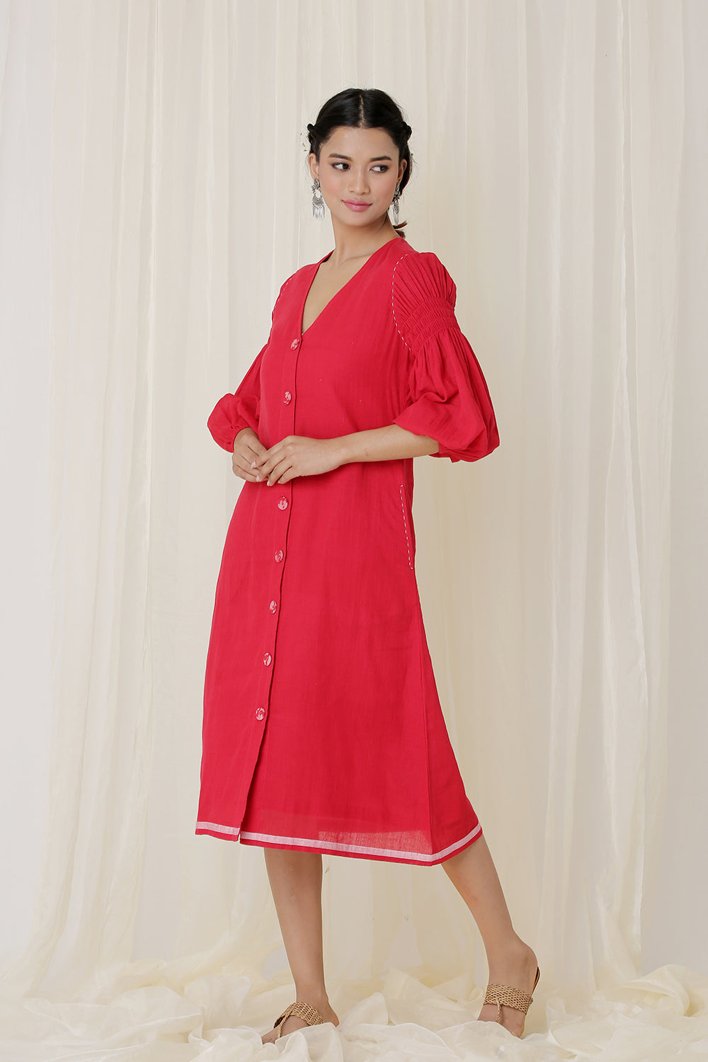 SMOCKED SLEEVE DRESS PLAIN (RED)