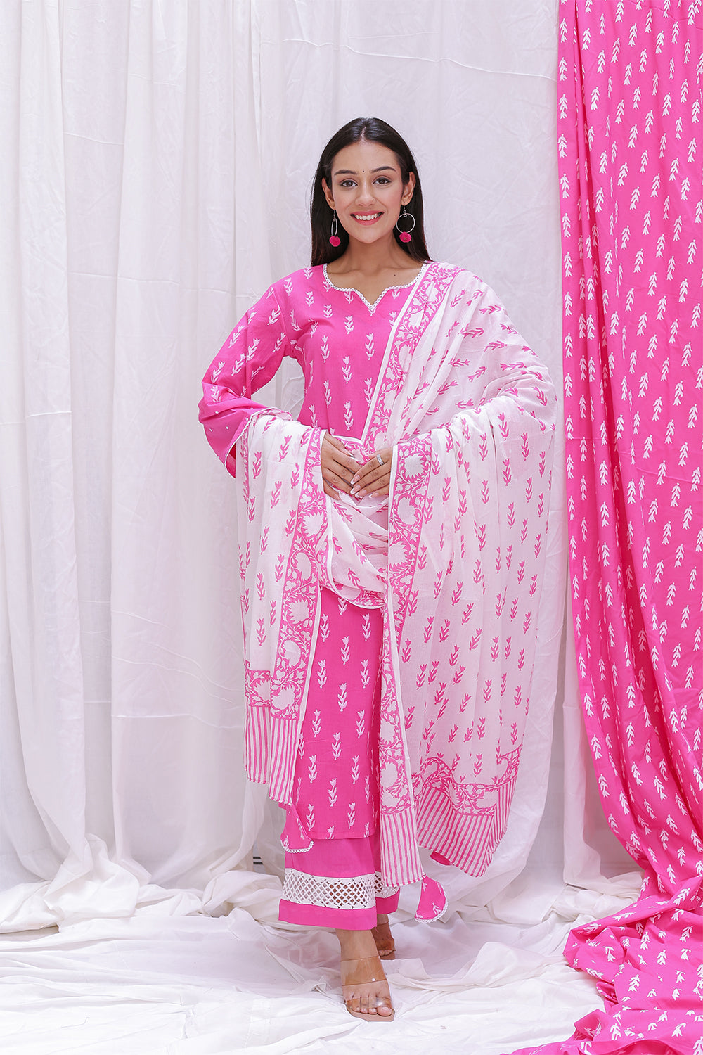 PINK HAND BLOCK PRINTED DUPTTA