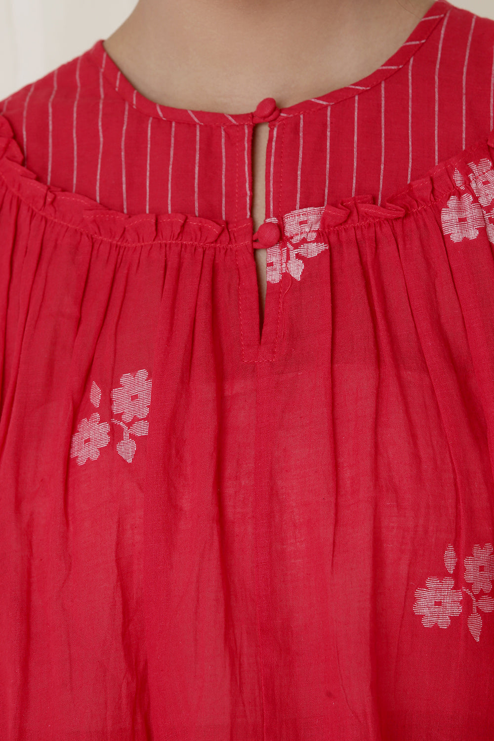 GATHER YOK SHIRT (RED)