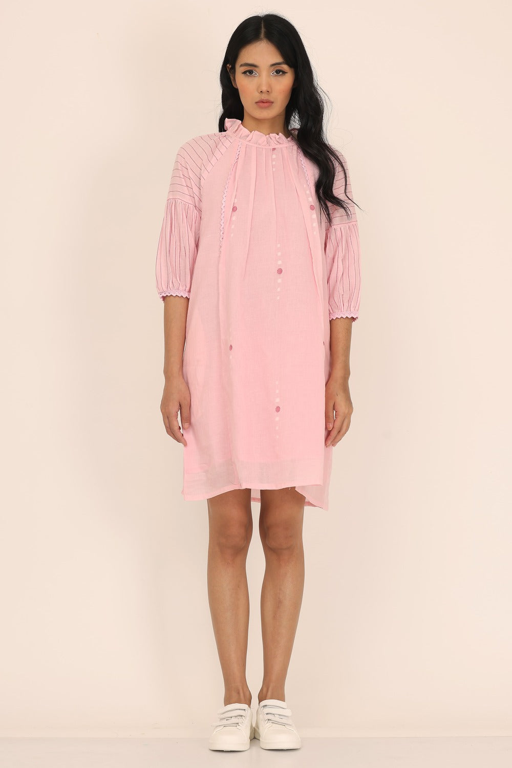 FRILL NECK SHORT DRESS
