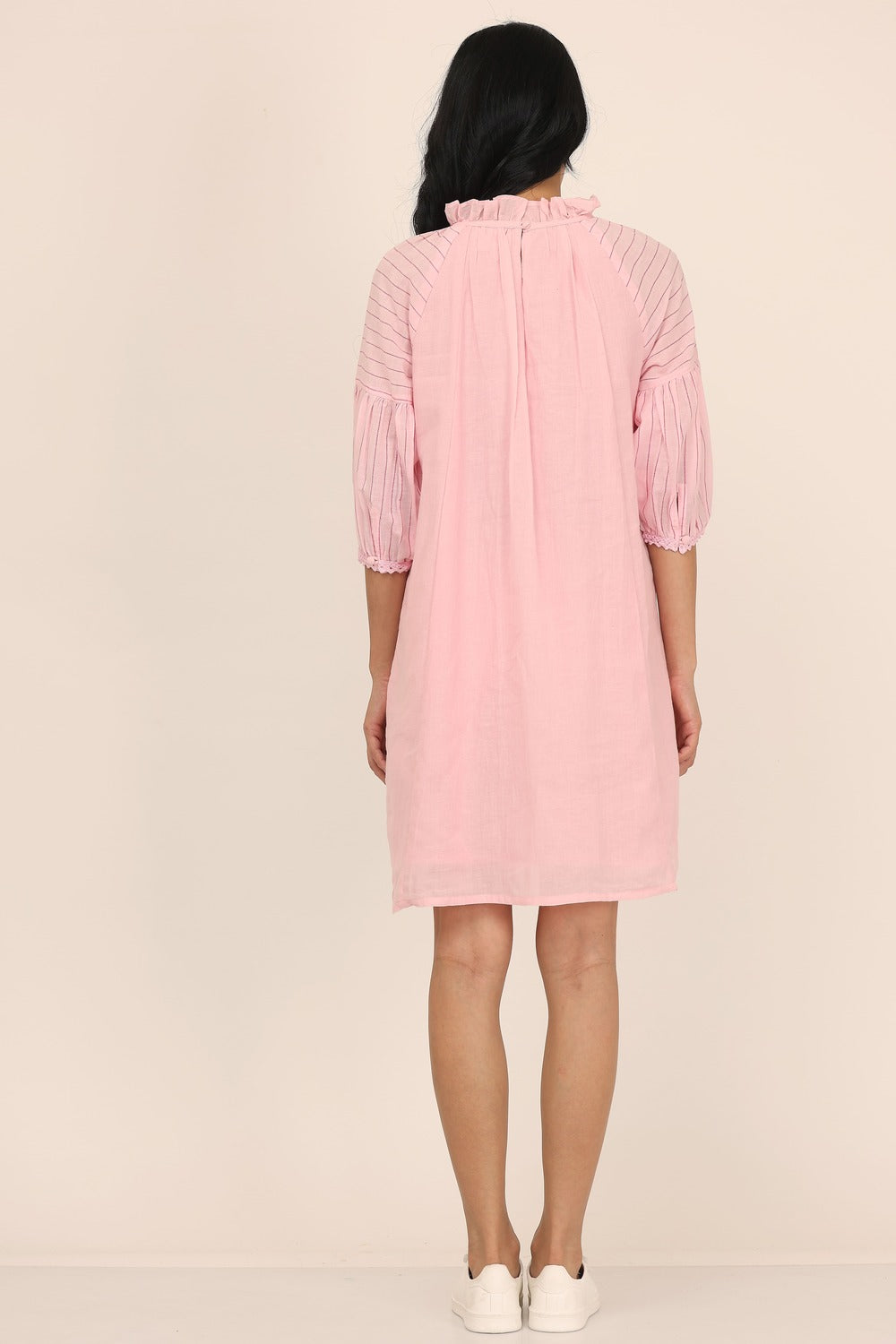 FRILL NECK SHORT DRESS