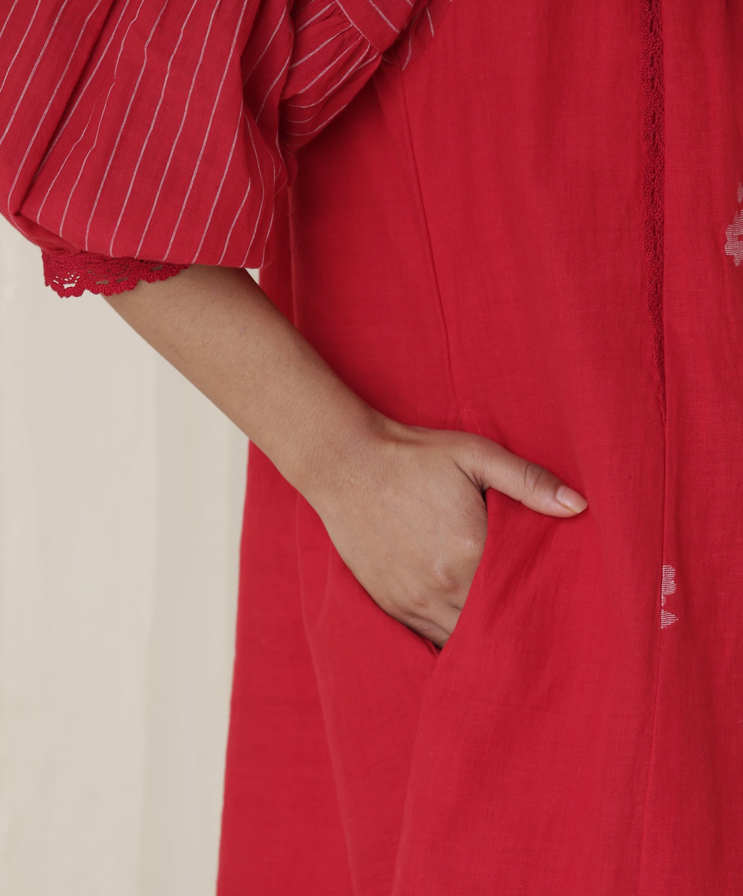 RAGLAN SLEEVE DRESS
