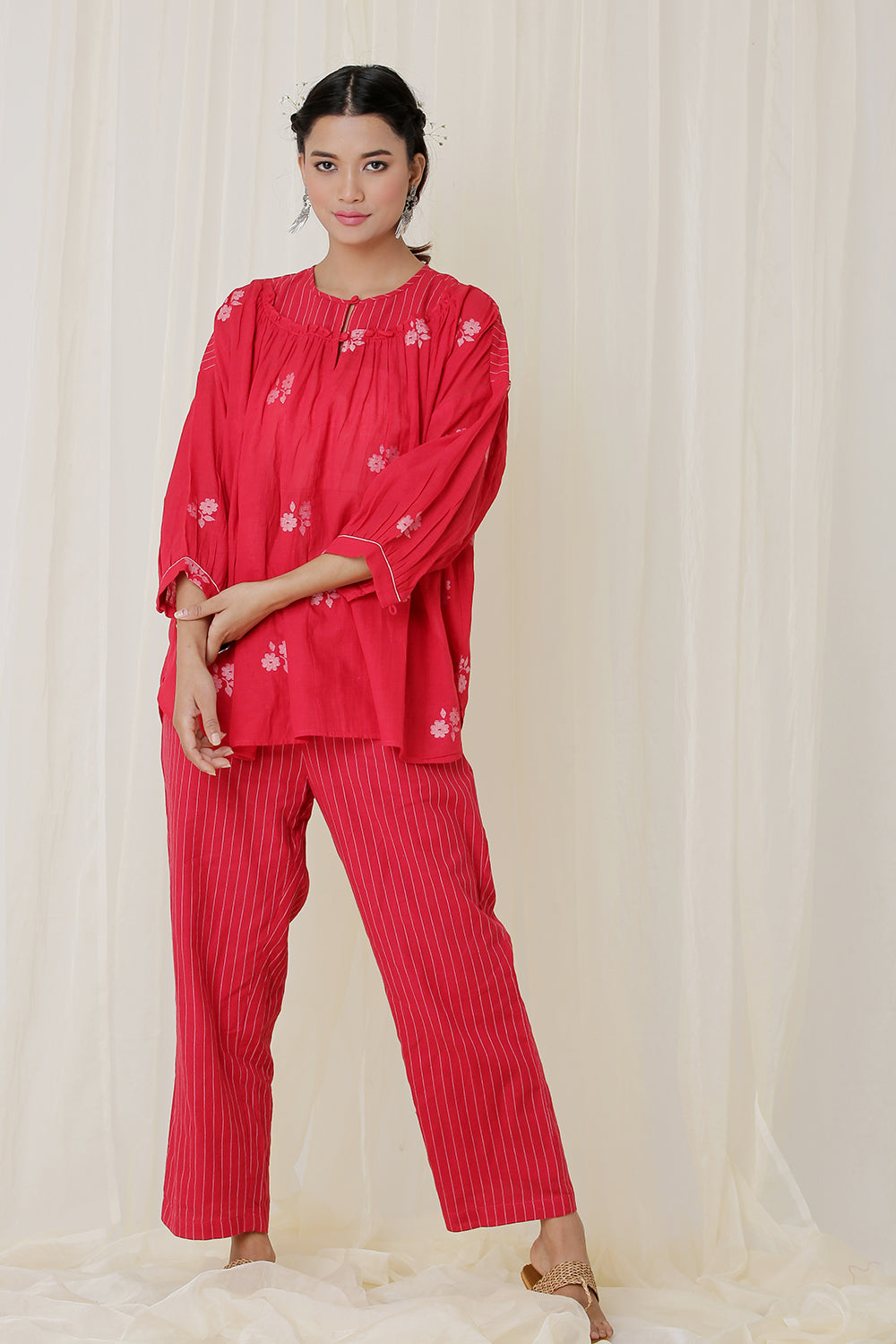 GATHER YOK SHIRT (RED)