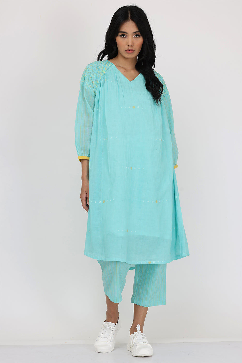 SMOCKEY SHOULDER KURTA SET OF-2