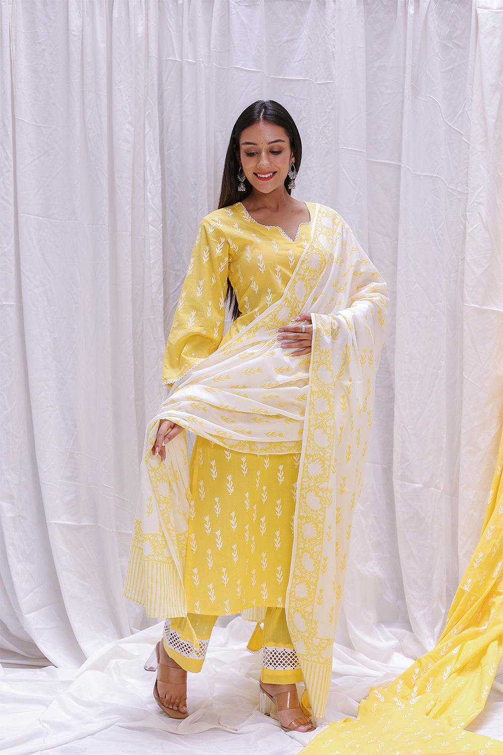 YELLOW  HAND BLOCK PRINTED DUPTTA