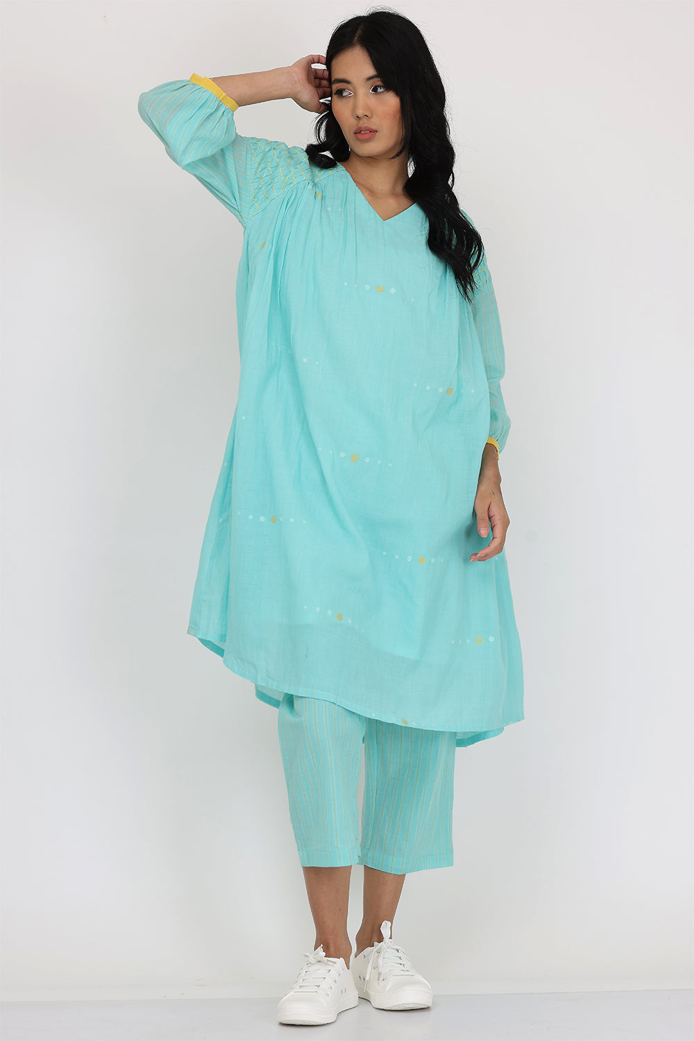 SMOCKEY SHOULDER KURTA SET OF-2