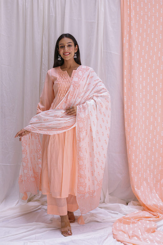 PEACH  HAND BLOCK PRINTED DUPTTA