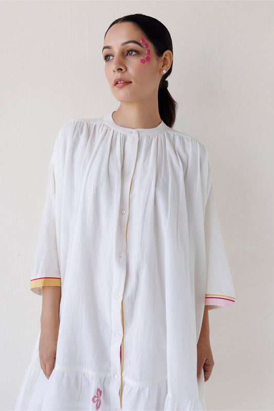 WHITE SHIFT DRESS