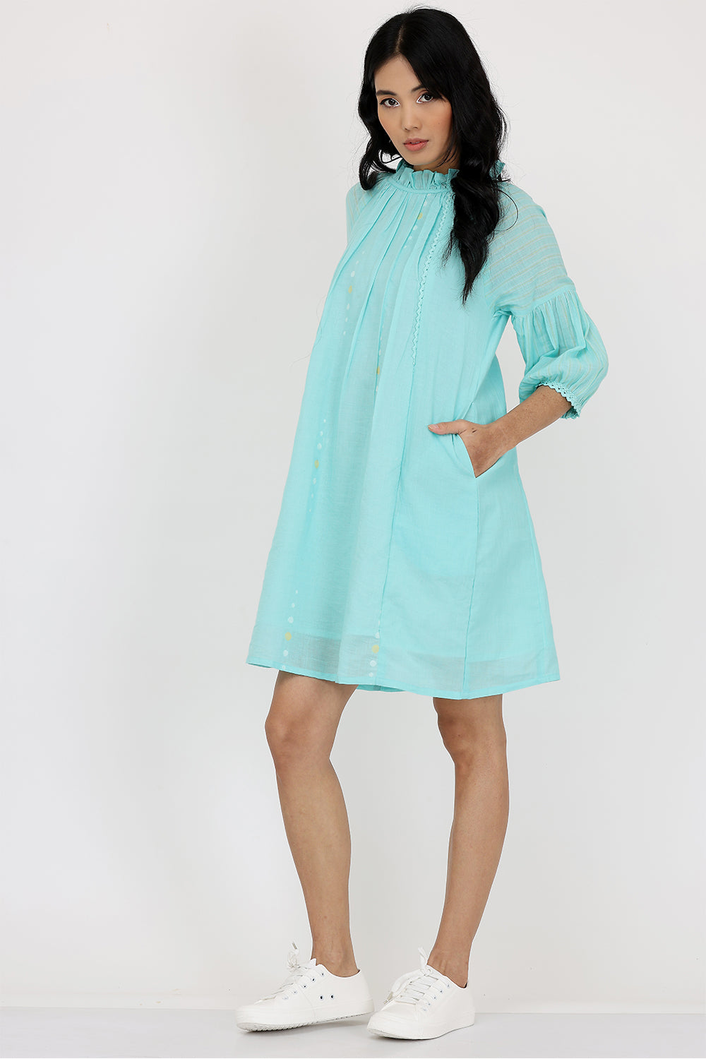 FRILL NECK SHORT DRESS