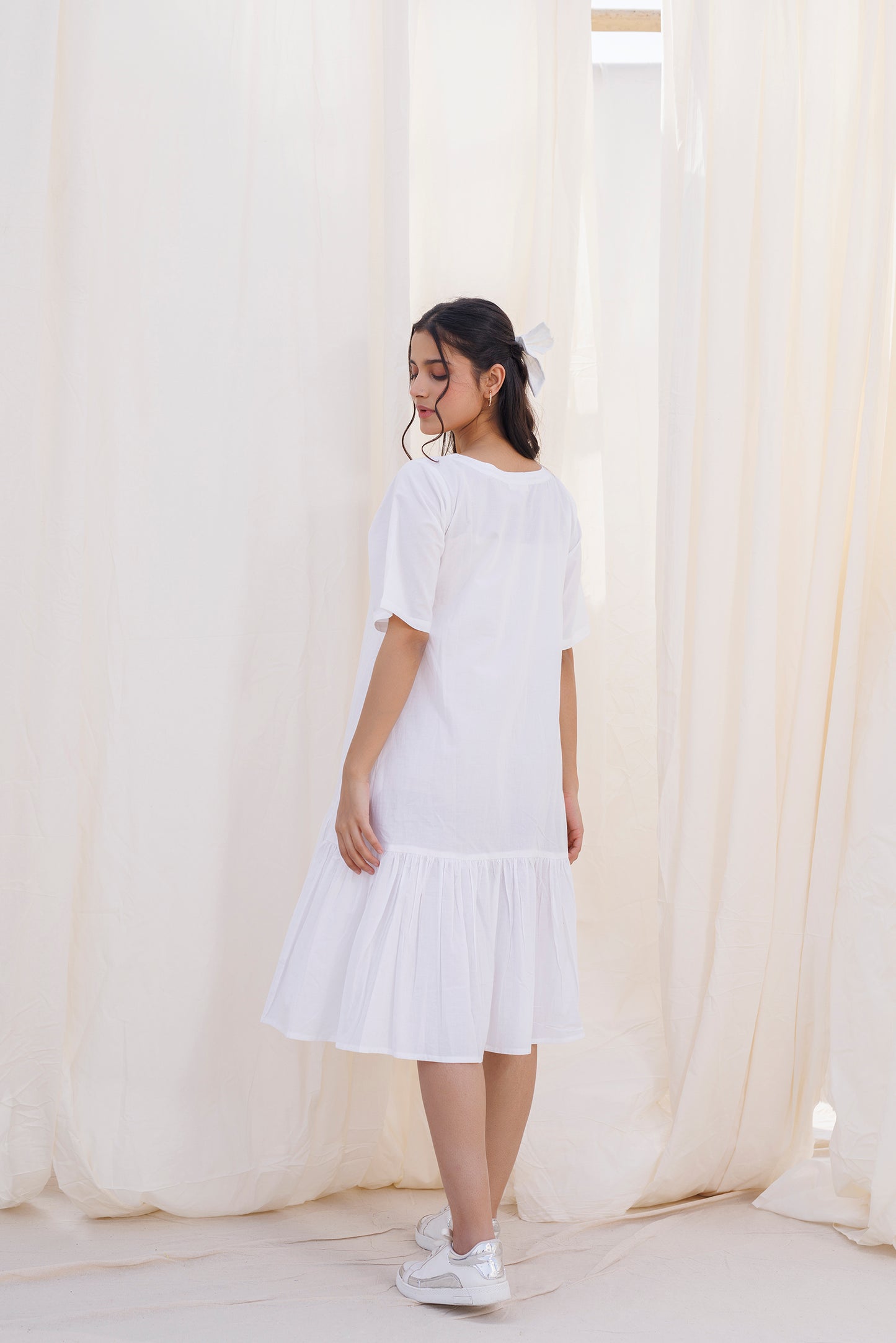 FRILL DRESS
