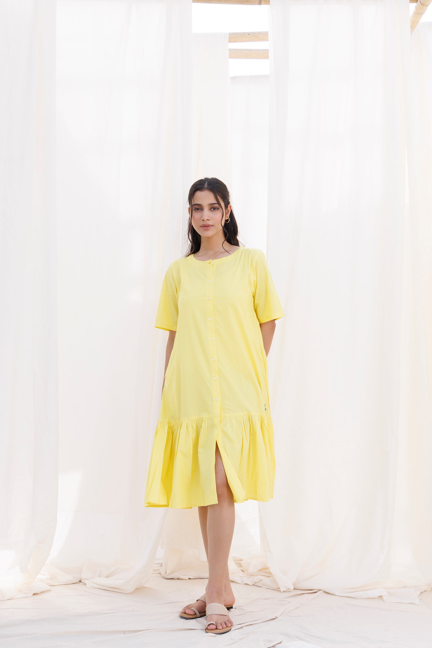 FRILL DRESS