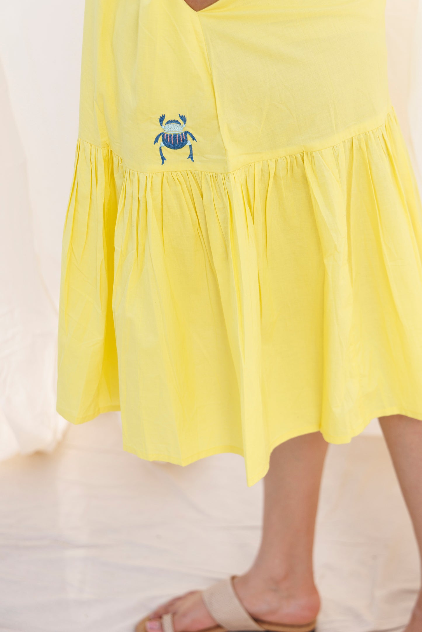 FRILL DRESS