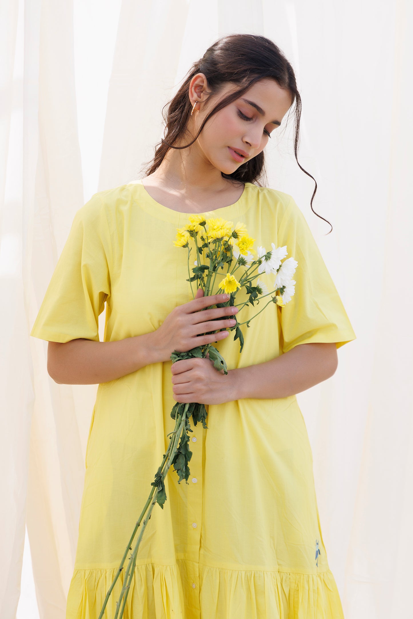 FRILL DRESS