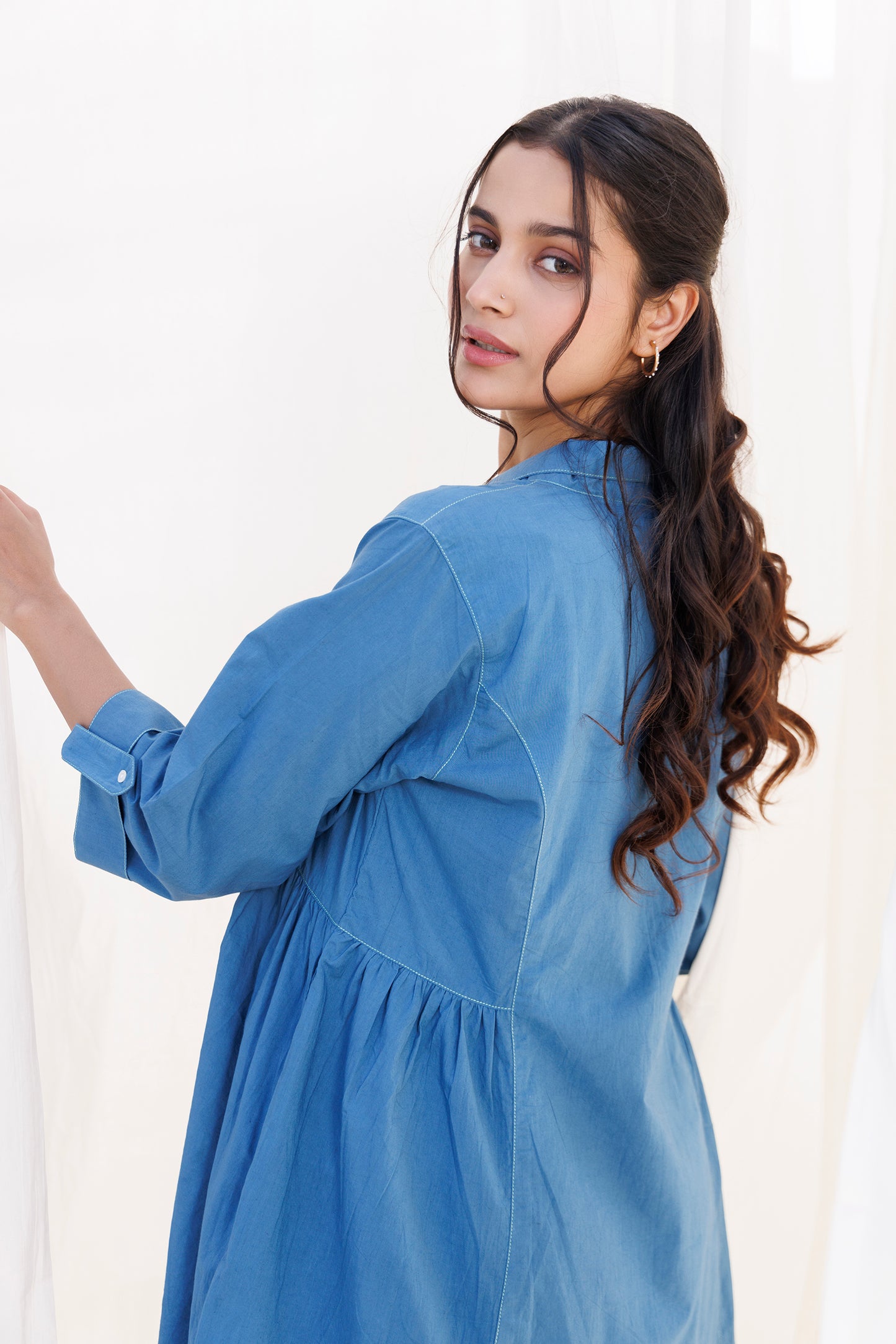 COLLARED DRESS