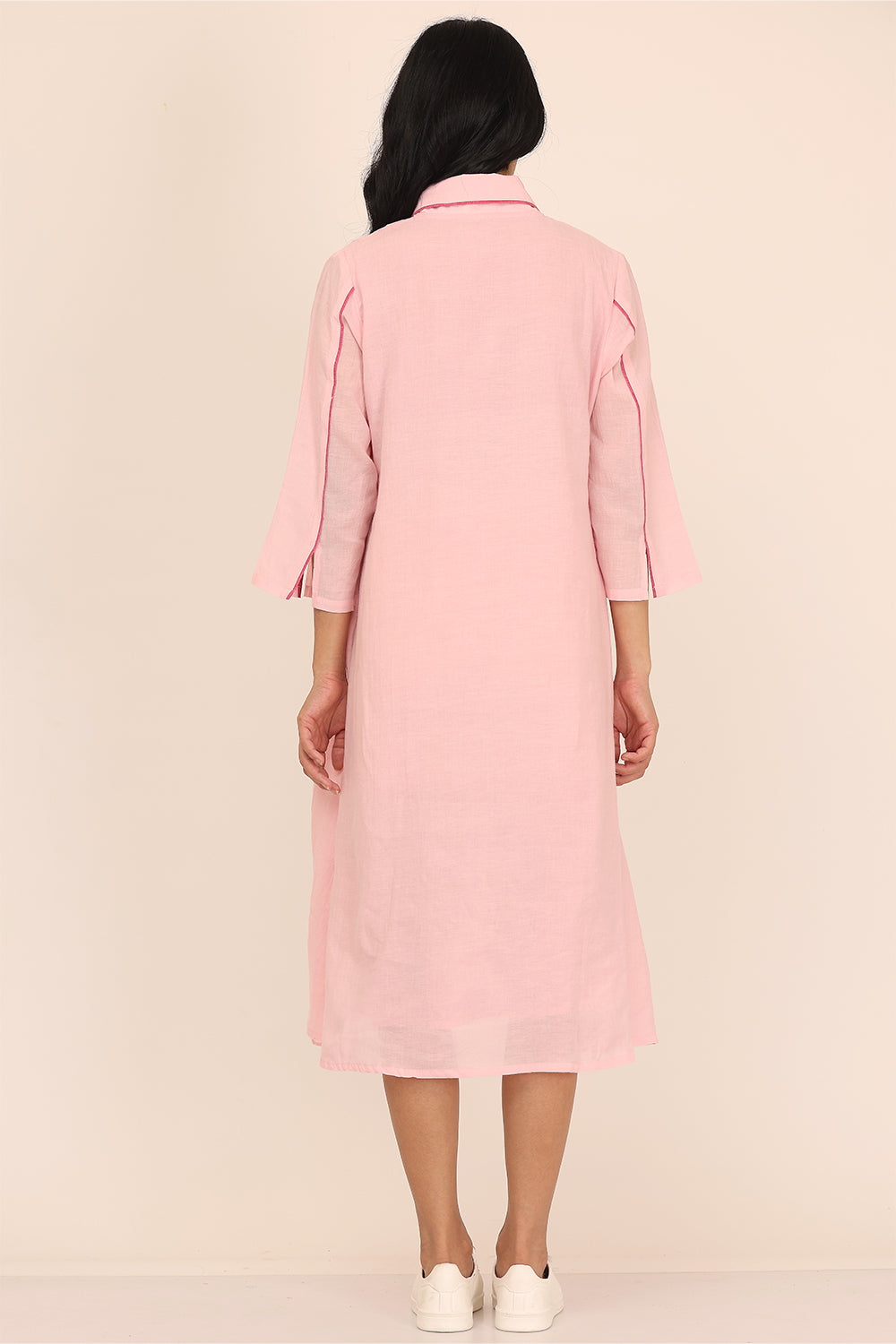 BOX SPLIT COLLAR DRESS
