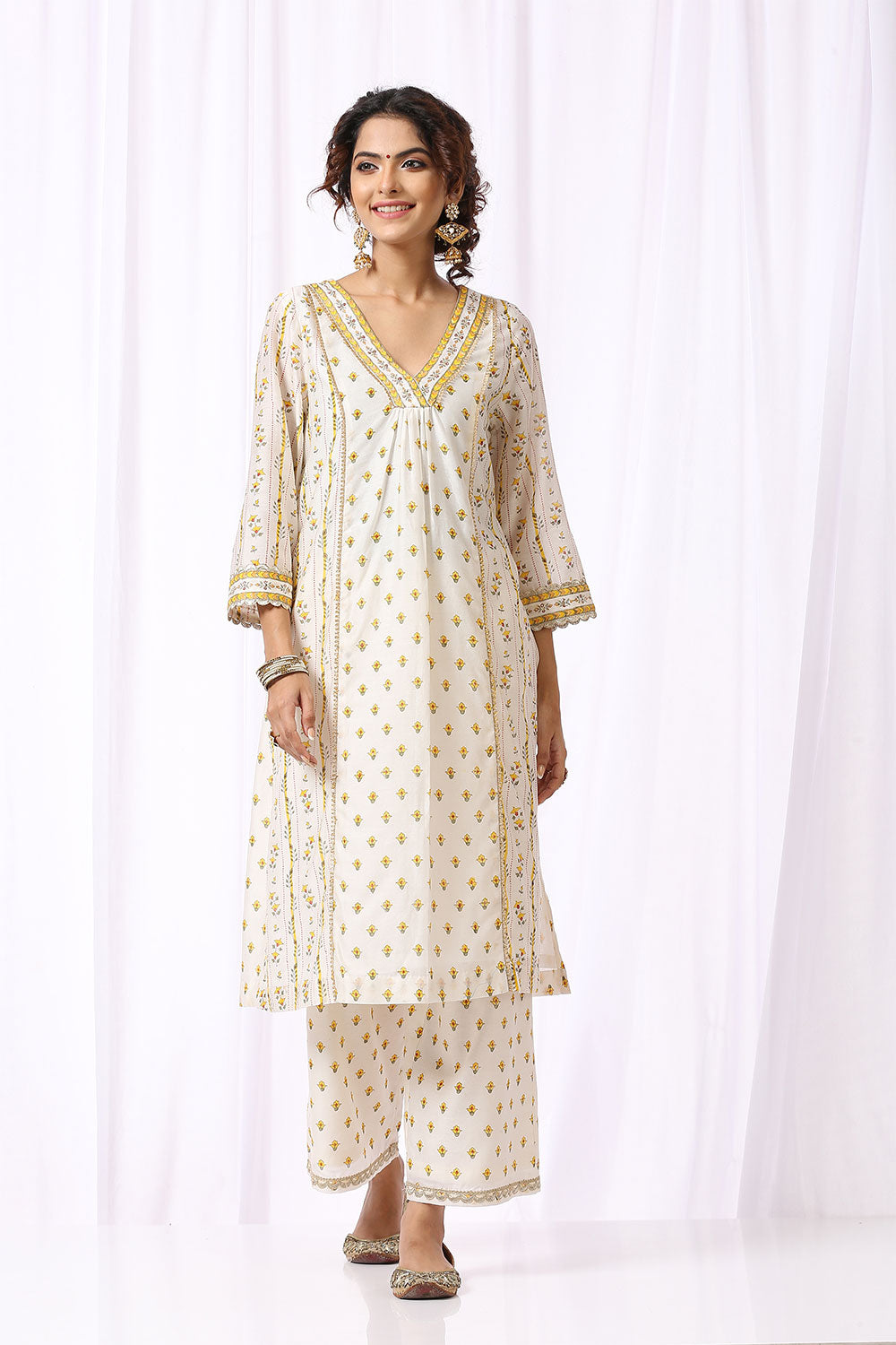 WHITE BASE CHANDERI HAND BLOCK PRINTED 'V' NECK KURTA SET OF -2