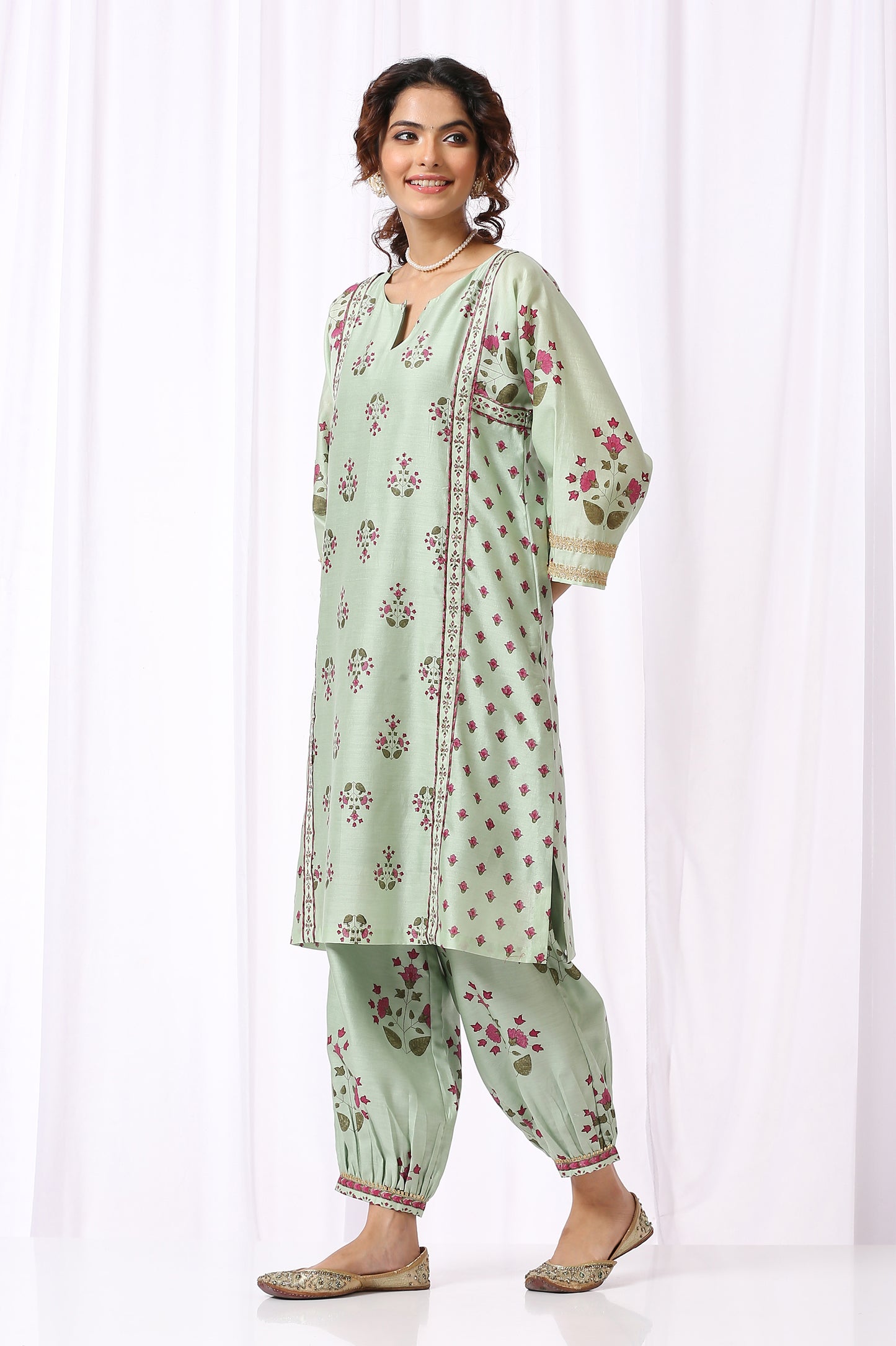 GREEN  BASE CHANDERI HAND BLOCK PRINTED CHOGA SET OF-2