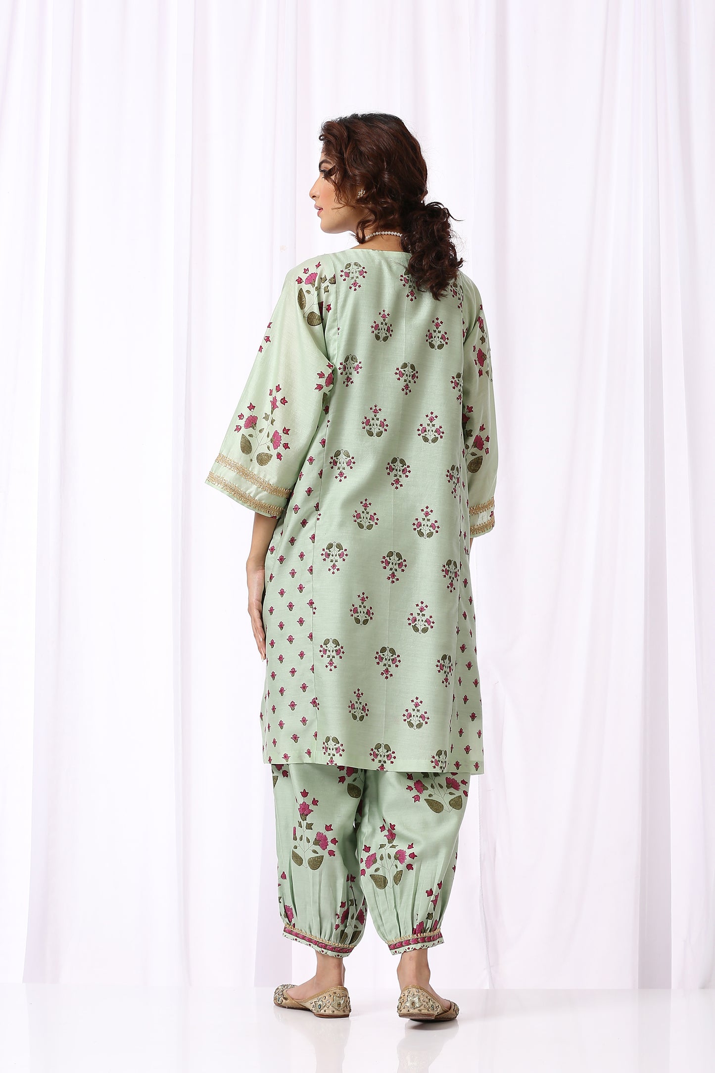 GREEN  BASE CHANDERI HAND BLOCK PRINTED CHOGA SET OF-2