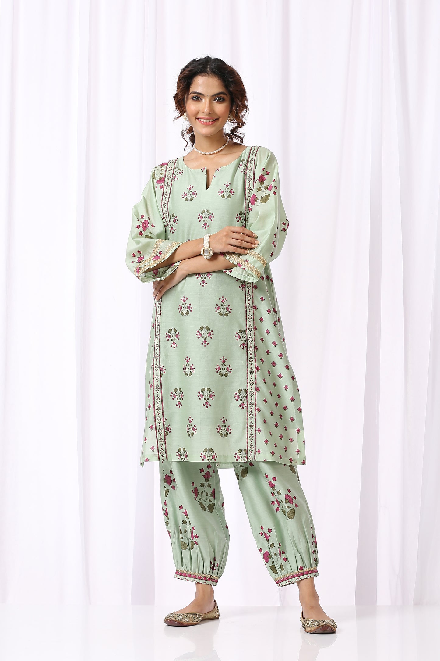 GREEN  BASE CHANDERI HAND BLOCK PRINTED CHOGA SET OF-2