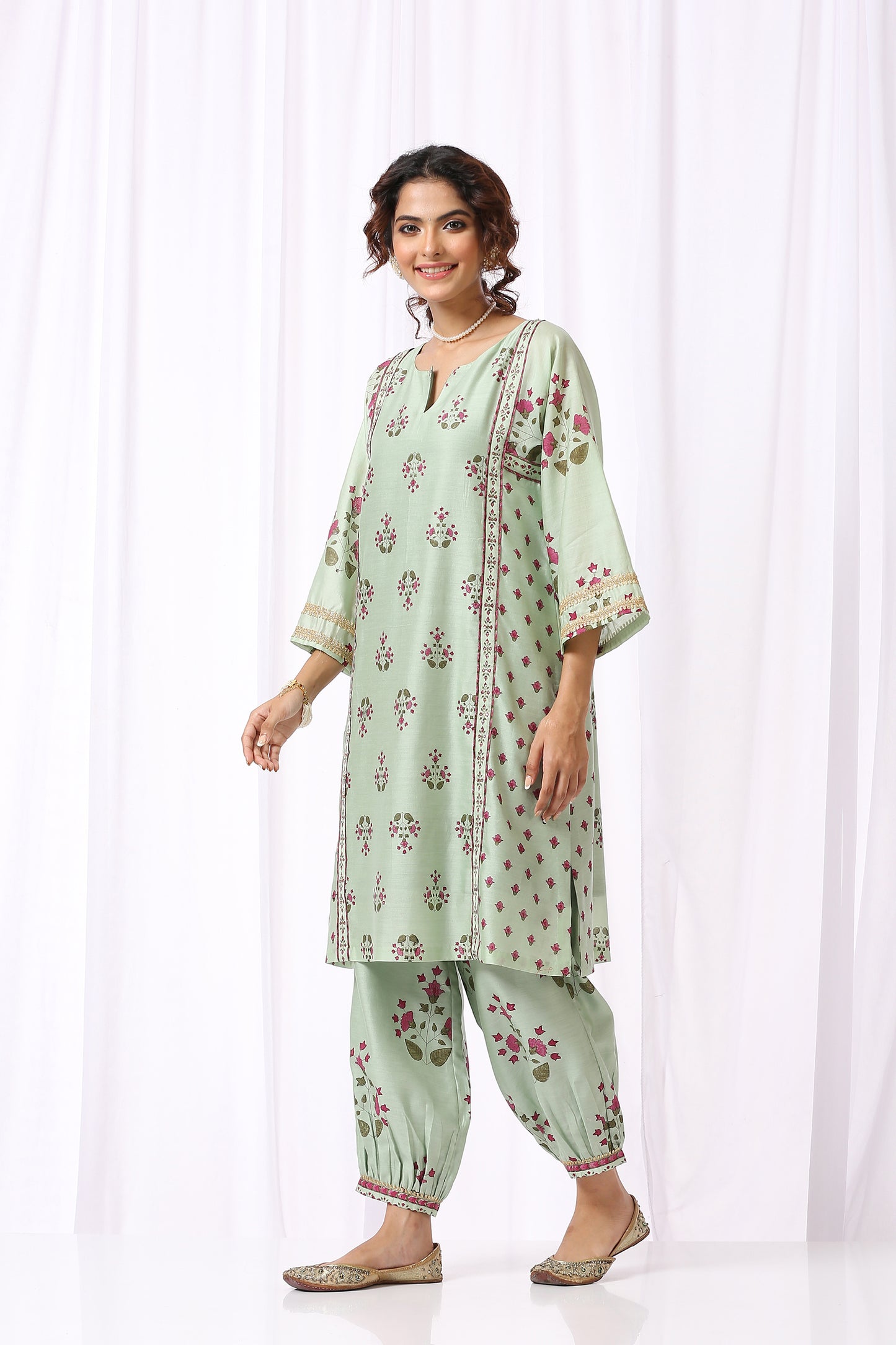GREEN  BASE CHANDERI HAND BLOCK PRINTED CHOGA SET OF-2