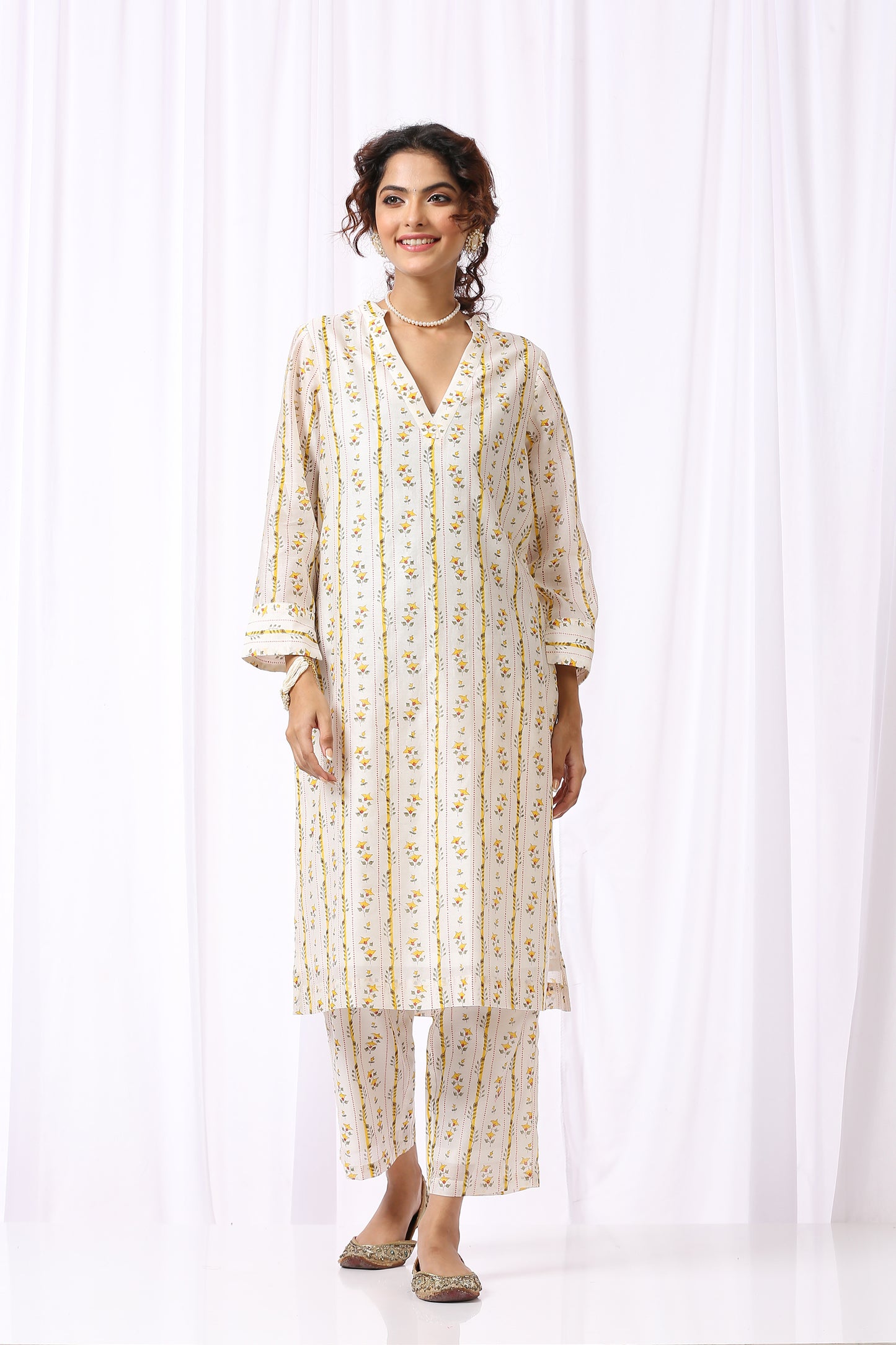 WHITE BASE CHANDERI HAND BLOCK PRINTED KURTA SET OF-2