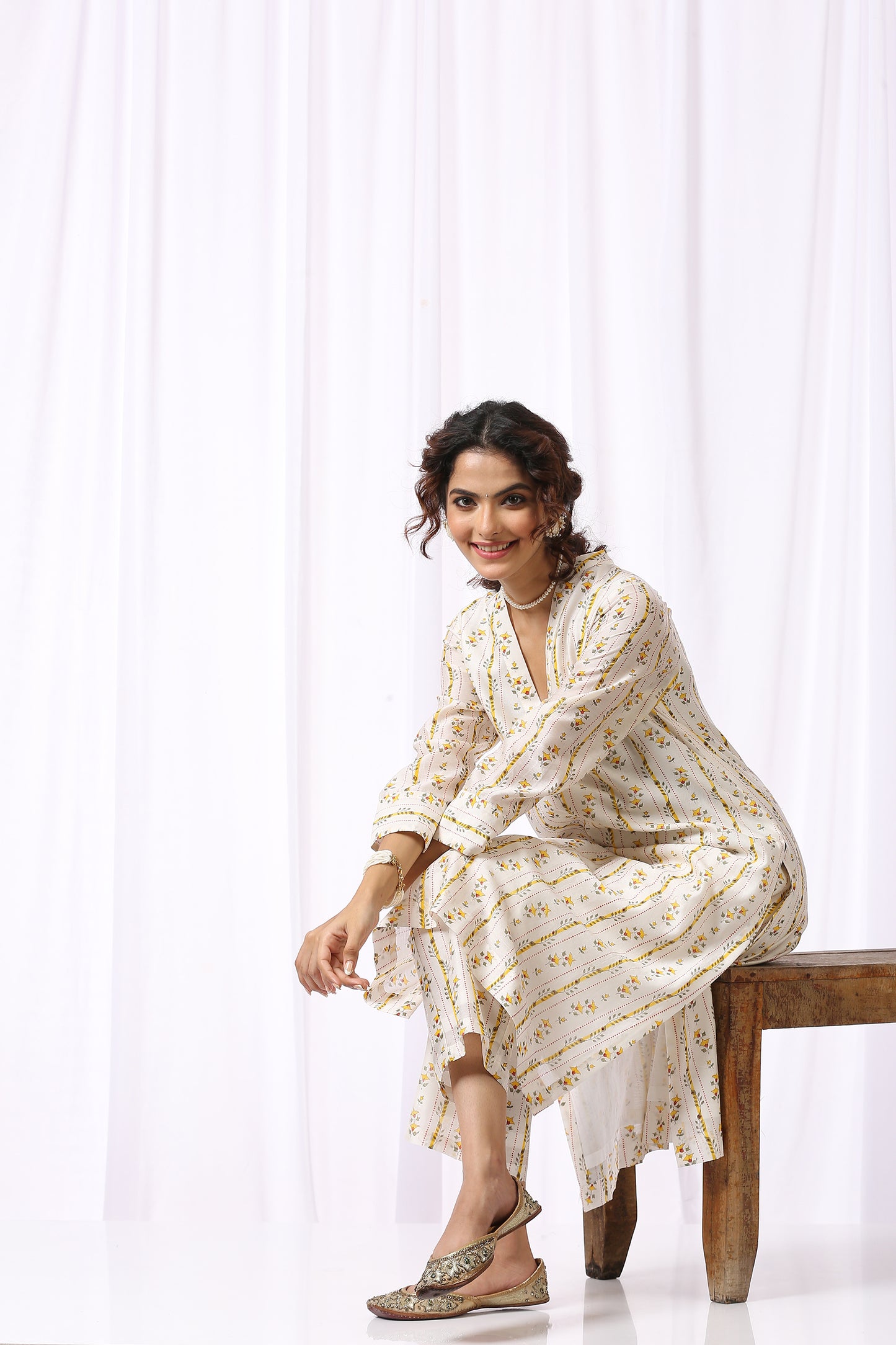 WHITE BASE CHANDERI HAND BLOCK PRINTED KURTA SET OF-2