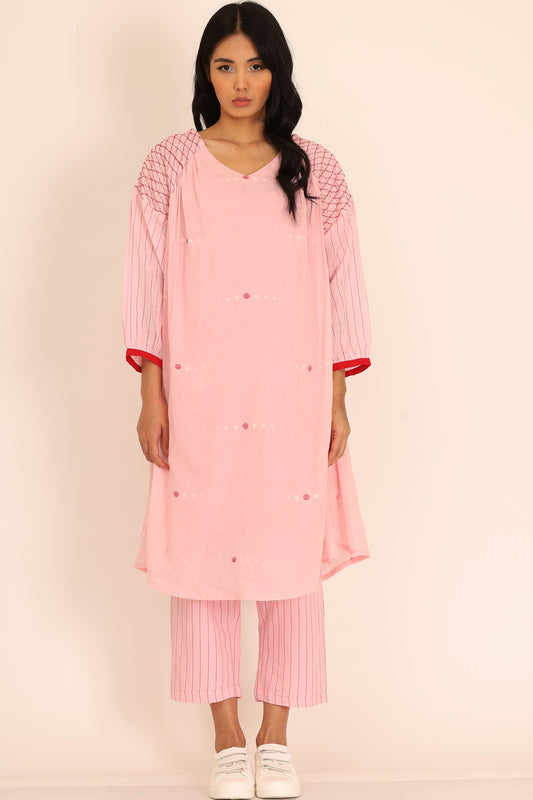 SMOCKEY SHOULDER KURTA SET OF-2
