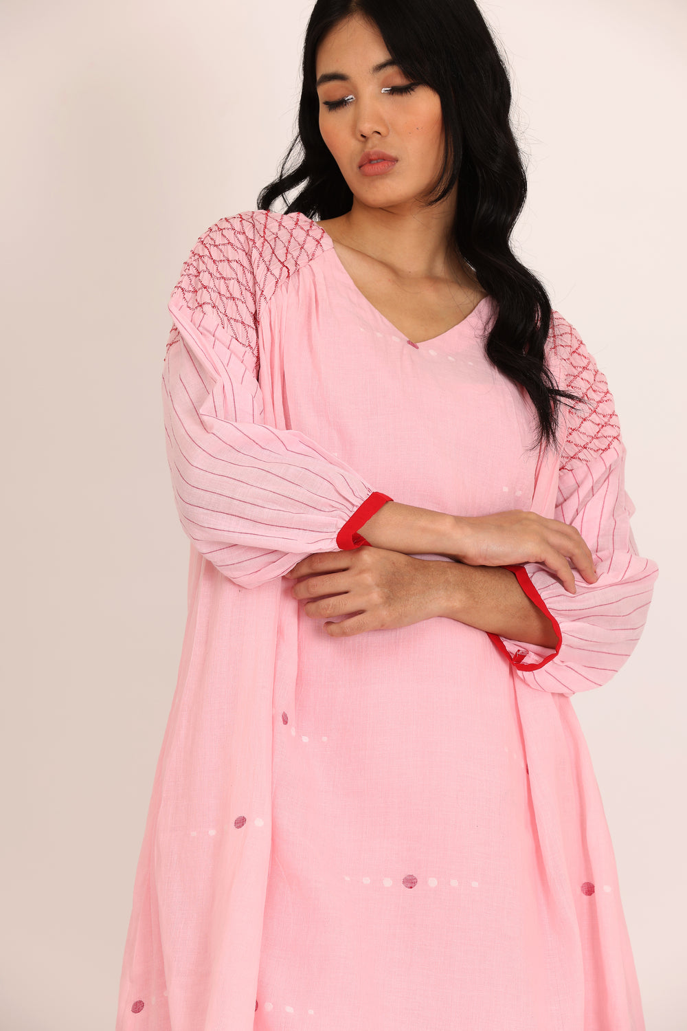 SMOCKEY SHOULDER KURTA SET OF-2