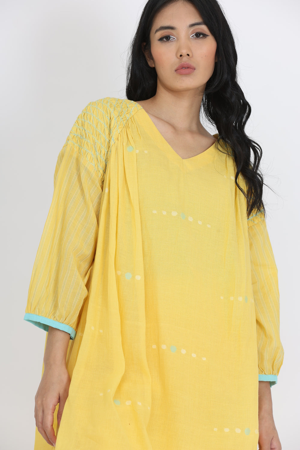 SMOCKEY SHOULDER KURTA SET OF-2