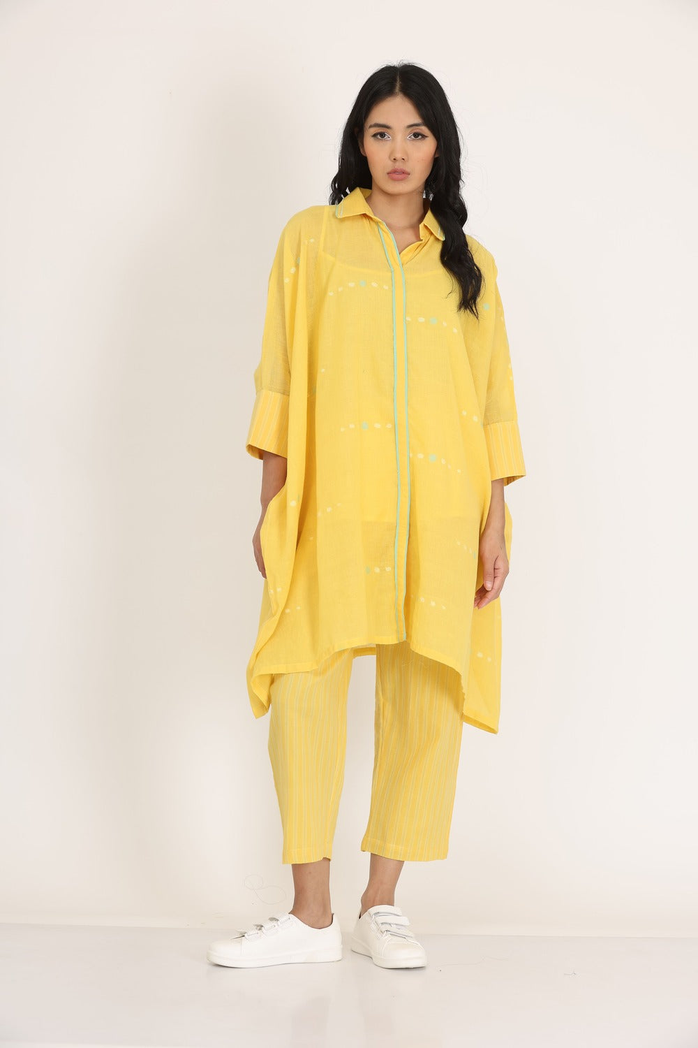 KAFTAN STYLE CO-ORD SET OF-3 (WITH INNER SLIP)