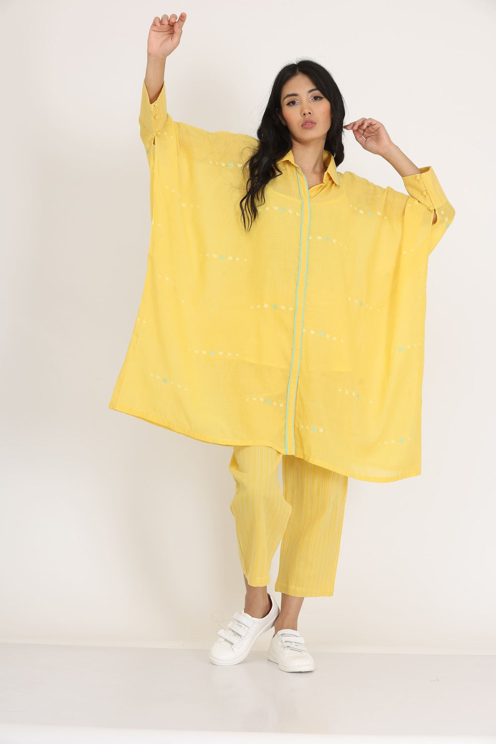 KAFTAN STYLE CO-ORD SET OF-3 (WITH INNER SLIP)