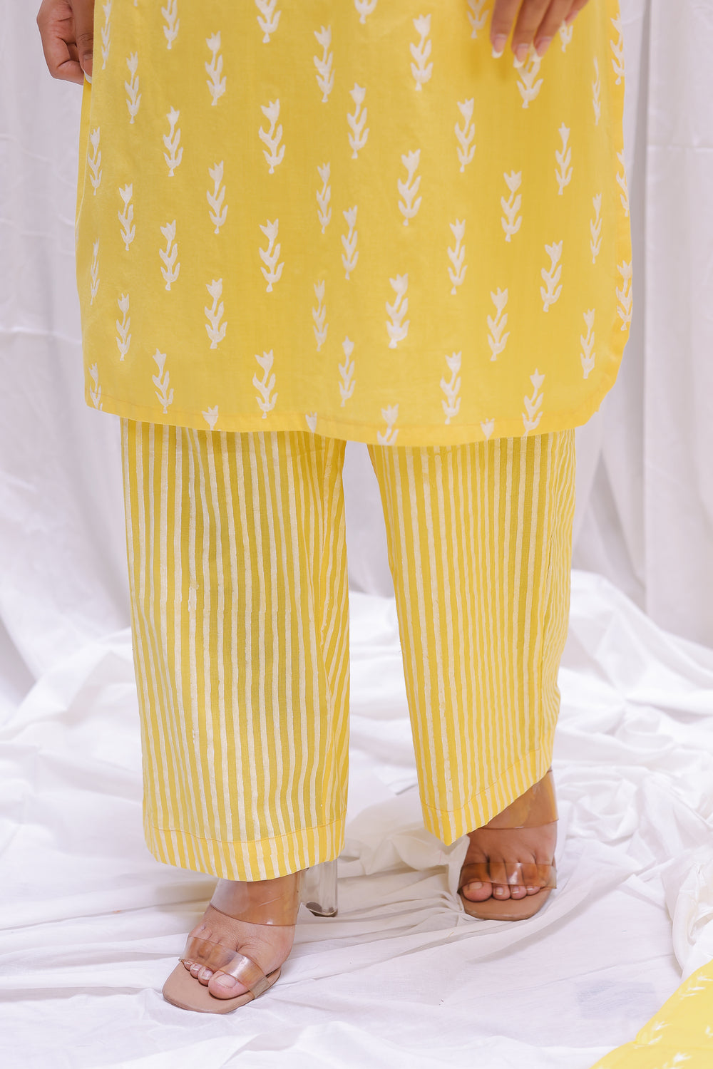SHOULDER KURTA SET OF-2