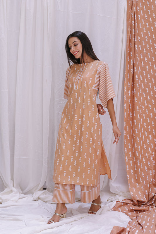 BROAD SRTIP SLEEVES KURTA SET OF-2