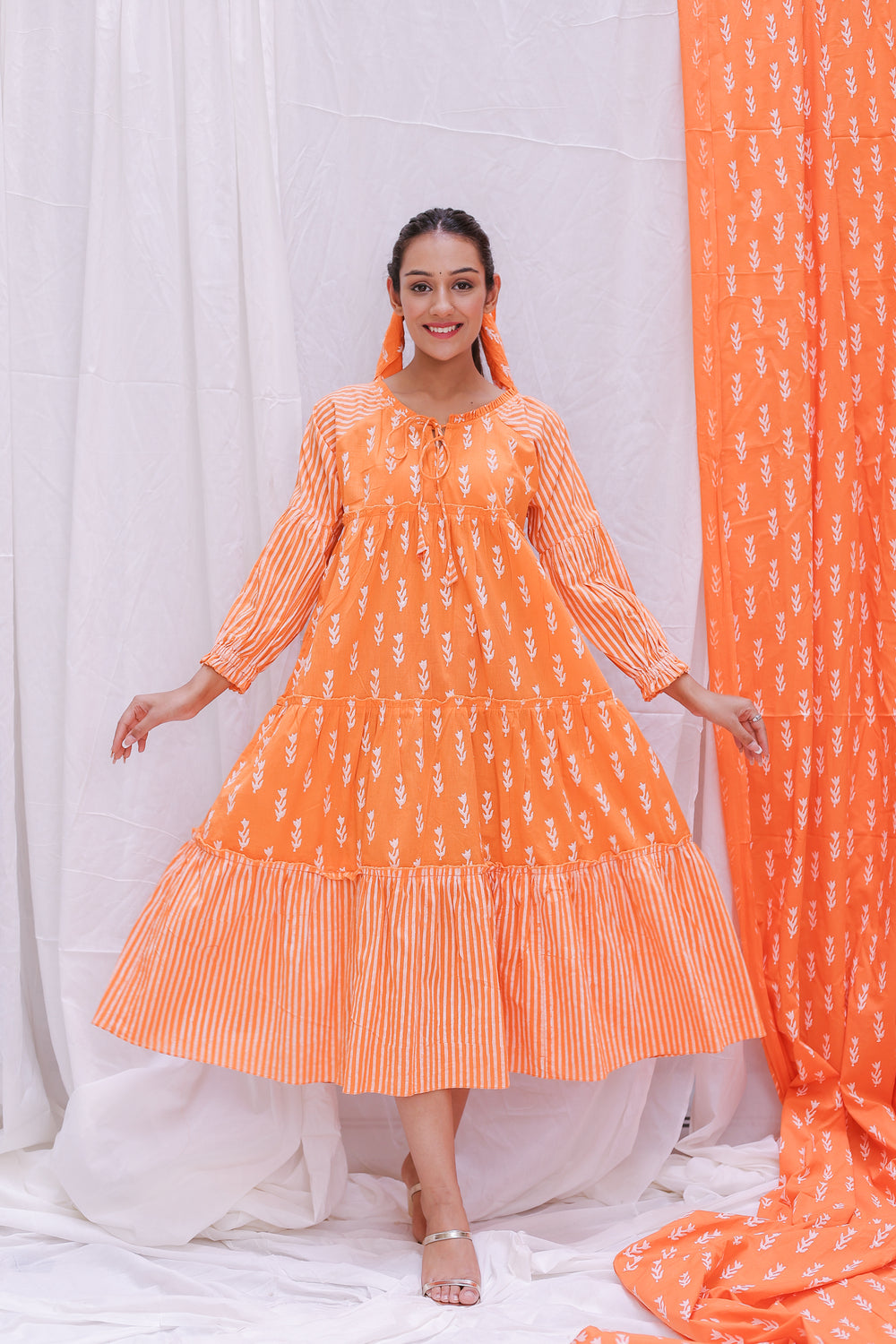 FRILL DRESS