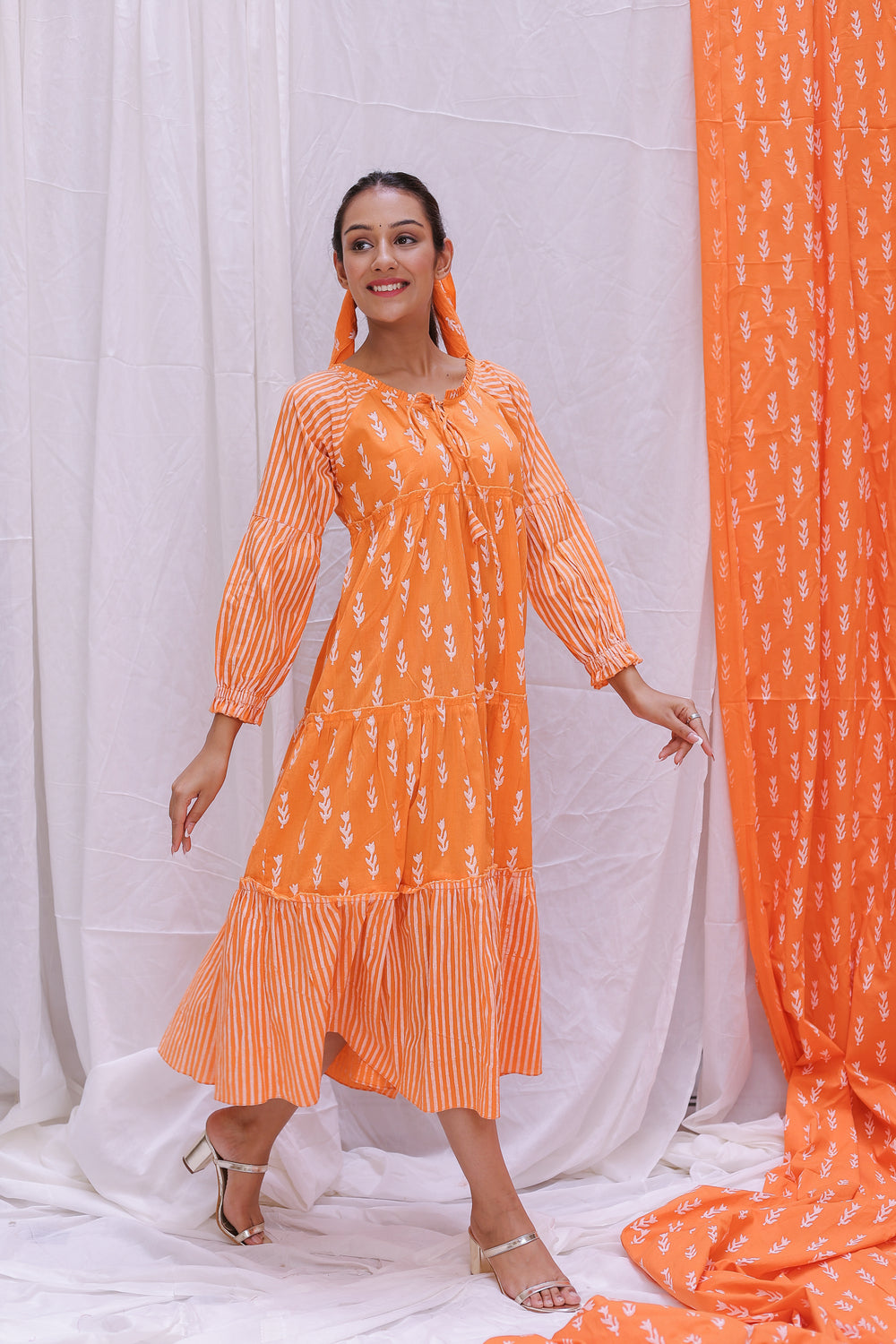 FRILL DRESS