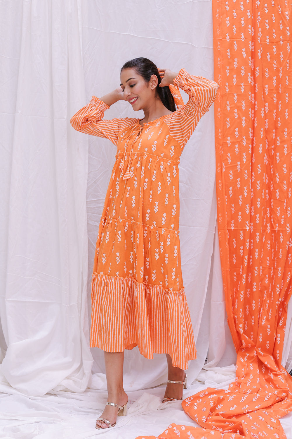 FRILL DRESS