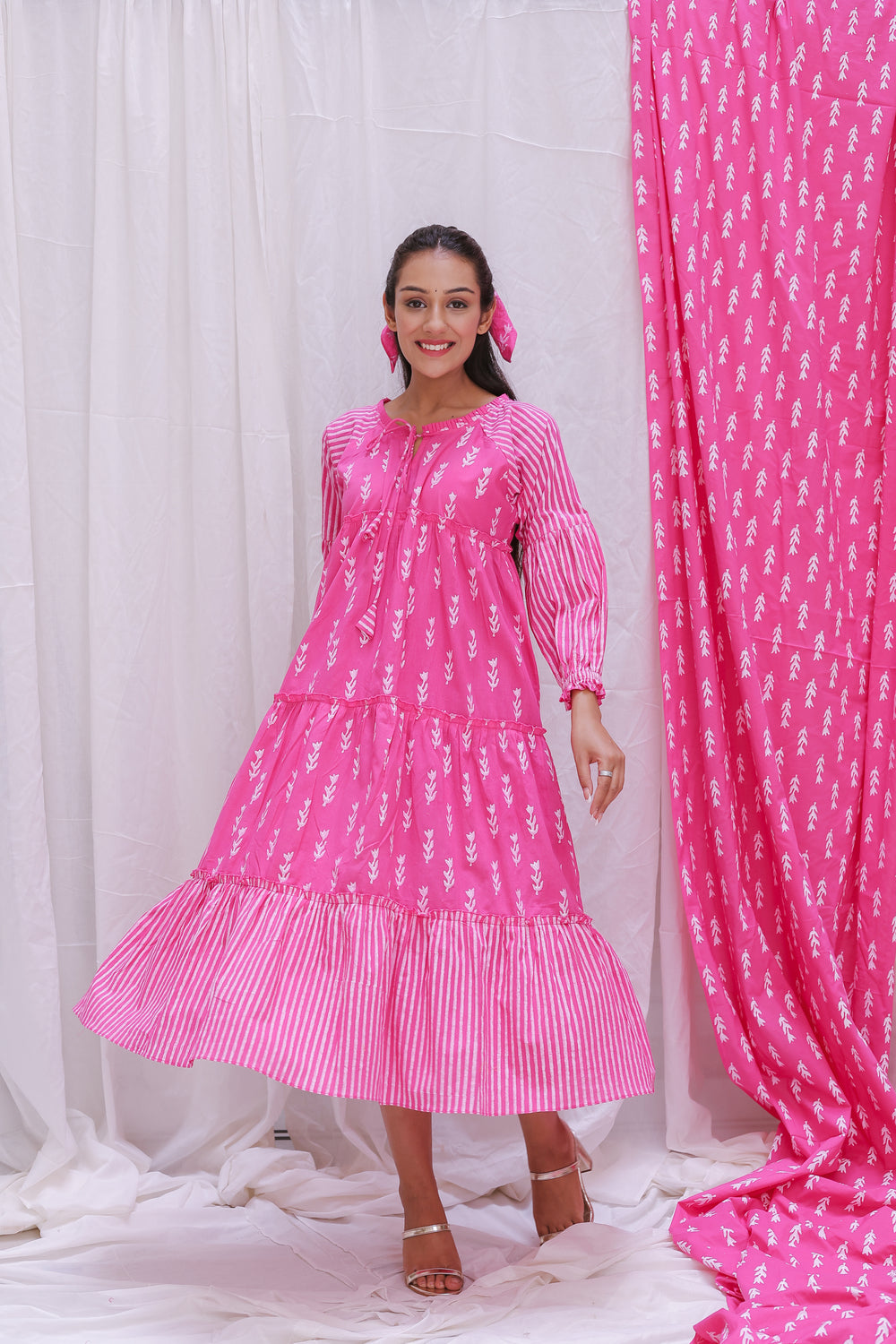 FRILL DRESS