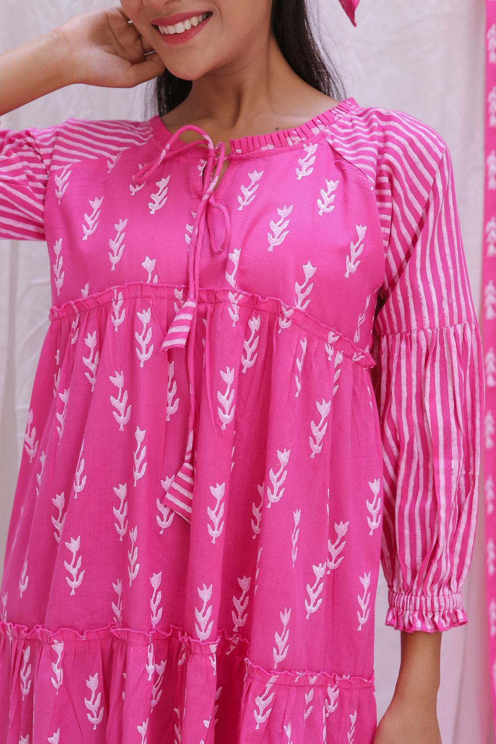 FRILL DRESS