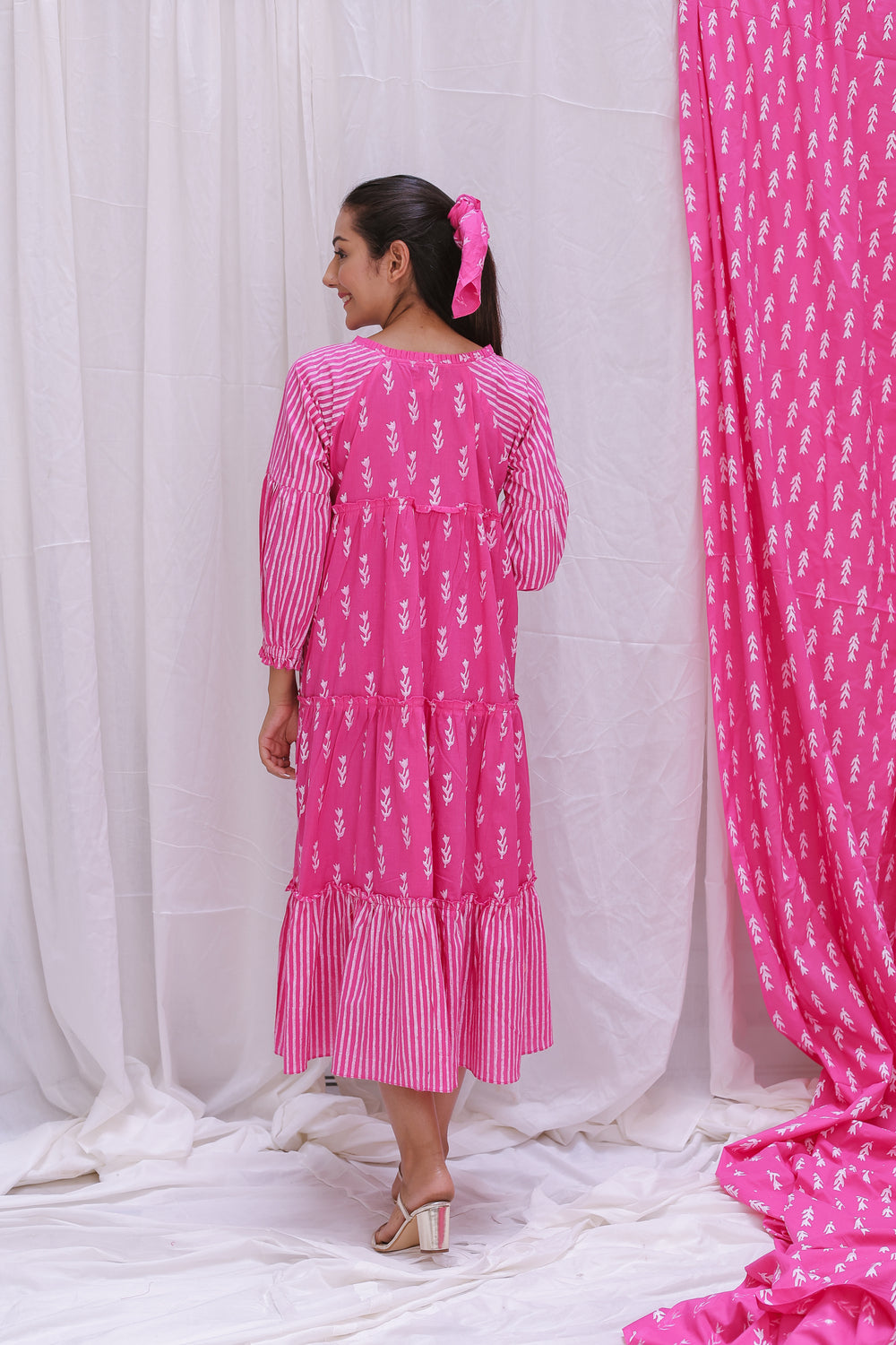 FRILL DRESS