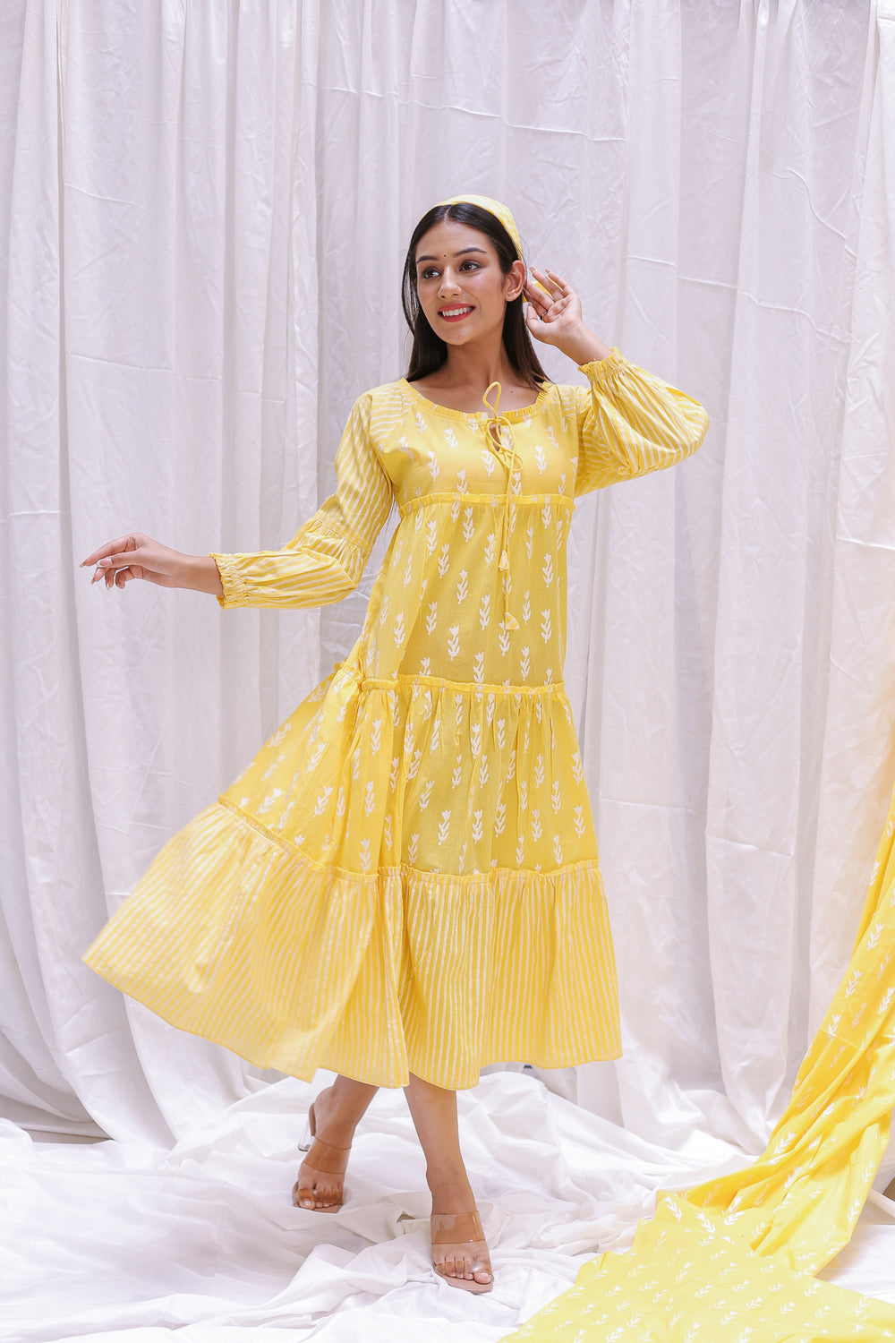 FRILL DRESS
