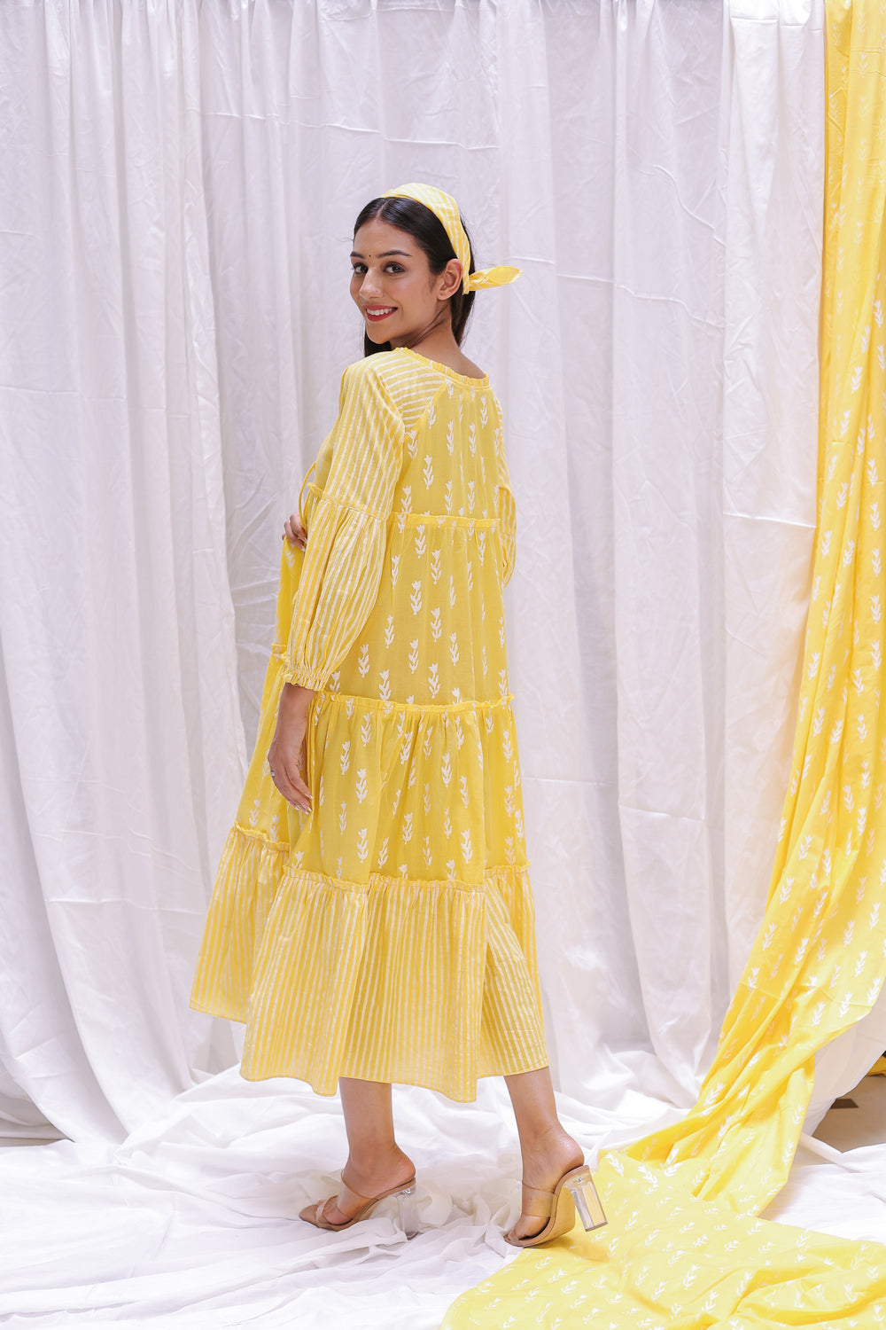 FRILL DRESS