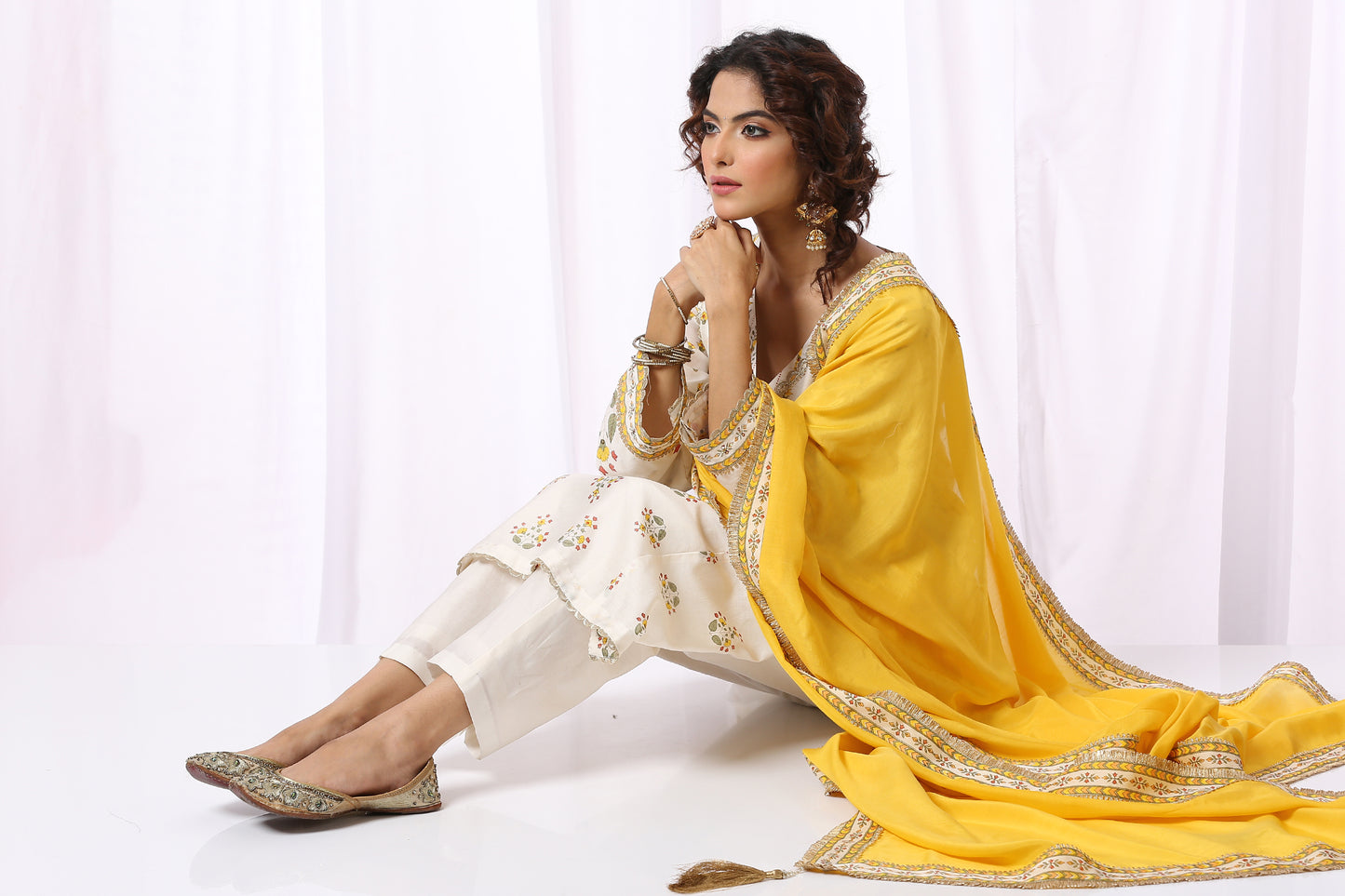WHITE BASE CHANDERI HAND BLOCK PRINTED KURTA SET OF-2