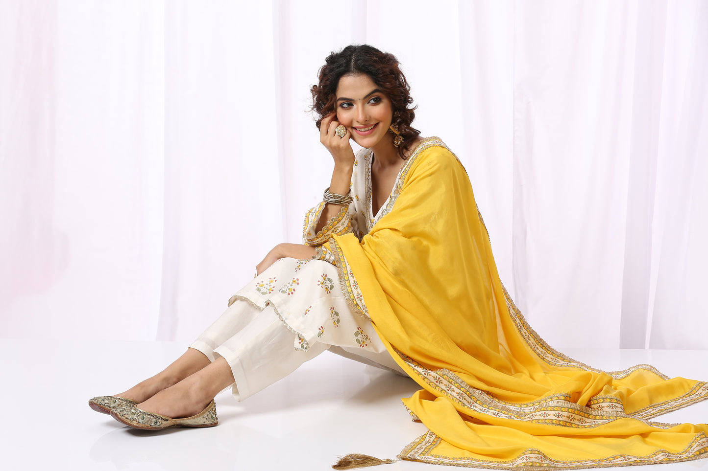 WHITE BASE CHANDERI HAND BLOCK PRINTED KURTA SET OF-2