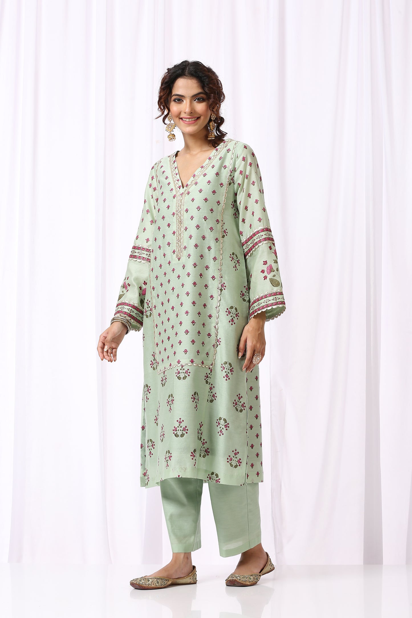 GREEN BASE CHANDERI HAND BLOCK PRINTED KURTA SET OF-2