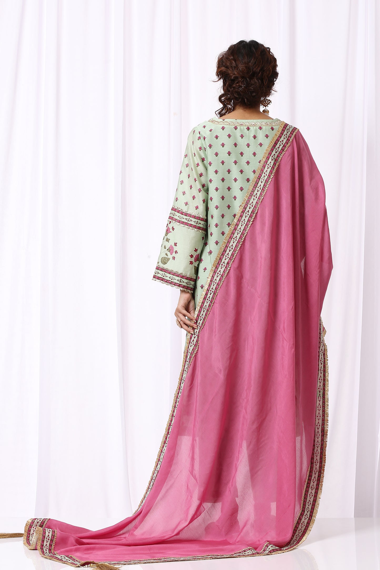 GREEN BASE CHANDERI HAND BLOCK PRINTED KURTA SET OF-2