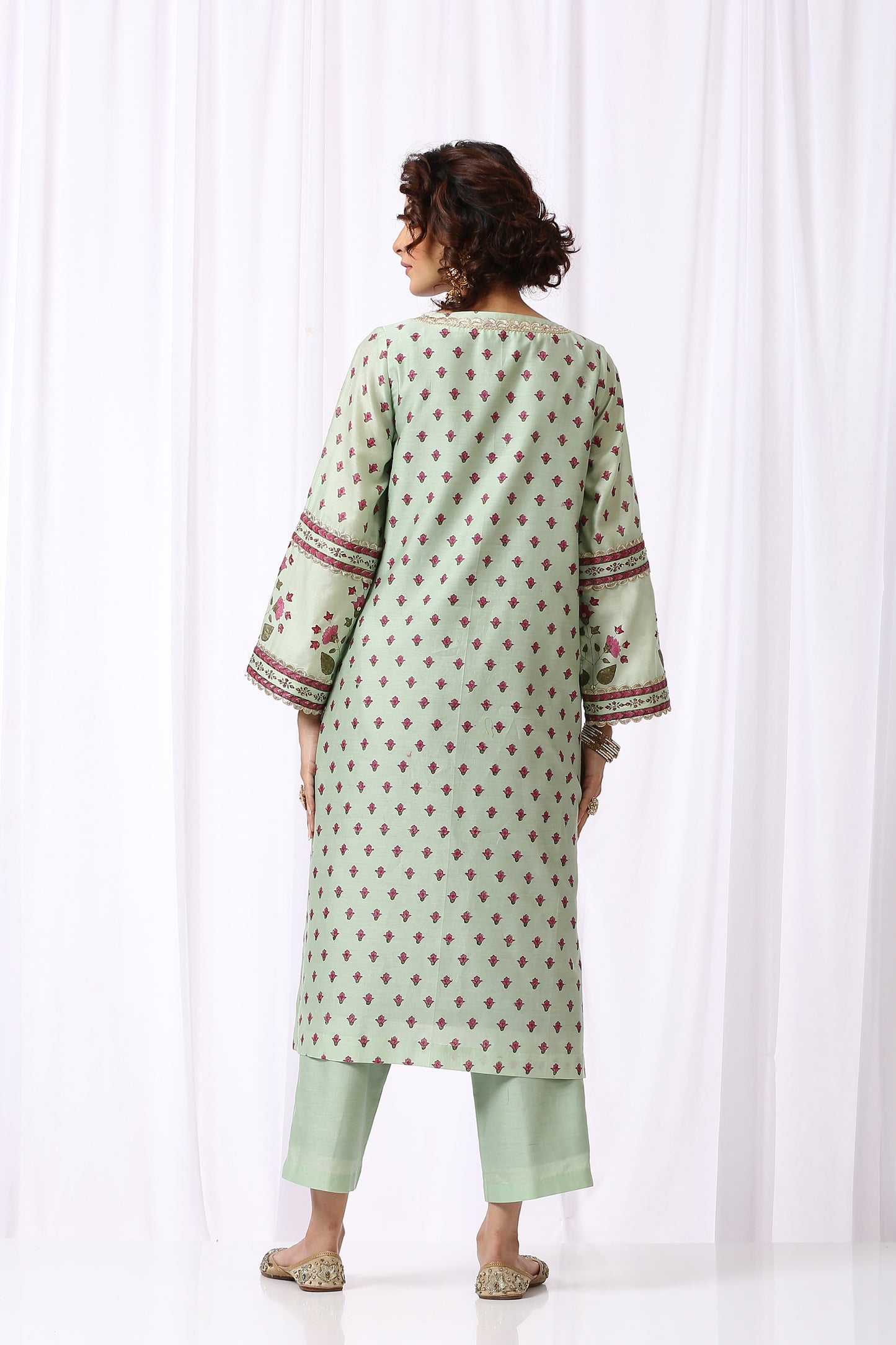 GREEN BASE CHANDERI HAND BLOCK PRINTED KURTA SET OF-2