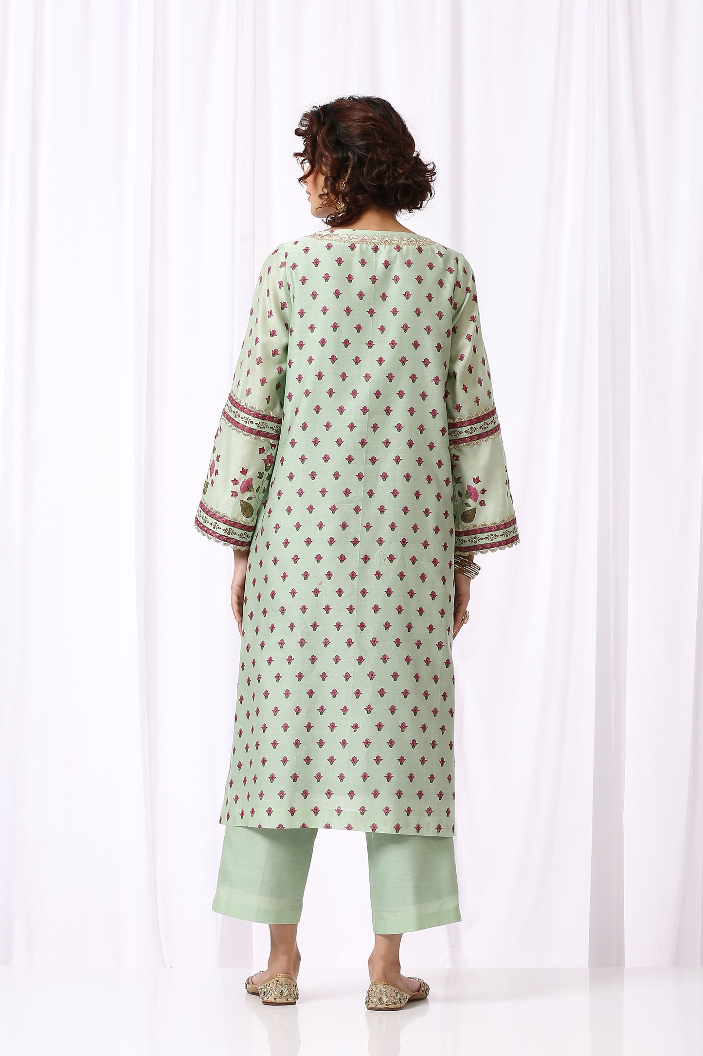GREEN BASE CHANDERI HAND BLOCK PRINTED KURTA SET OF-2