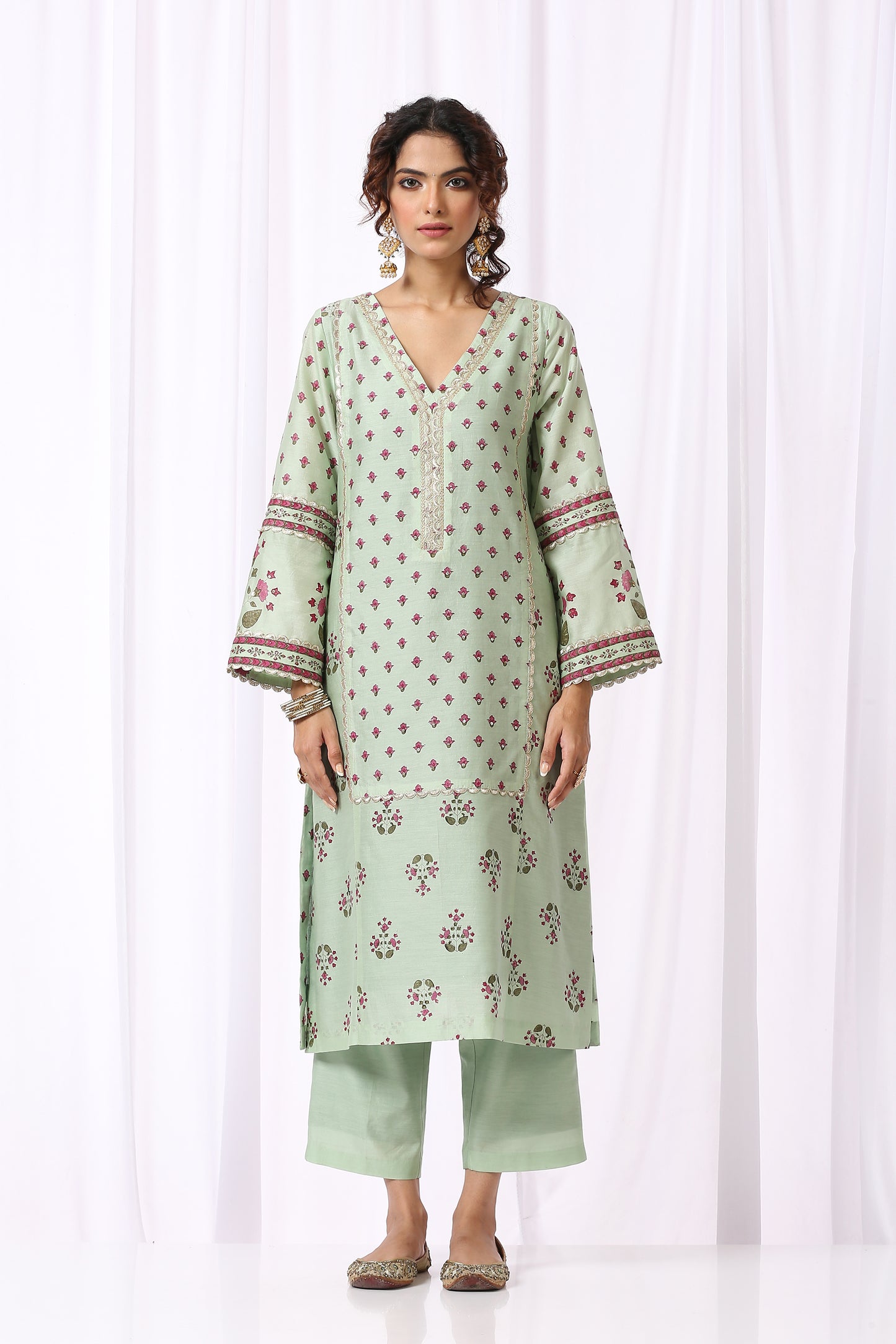 GREEN BASE CHANDERI HAND BLOCK PRINTED KURTA SET OF-2