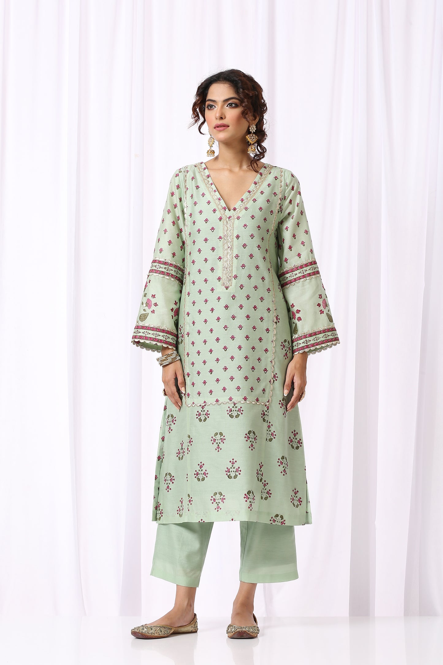 GREEN BASE CHANDERI HAND BLOCK PRINTED KURTA SET OF-2