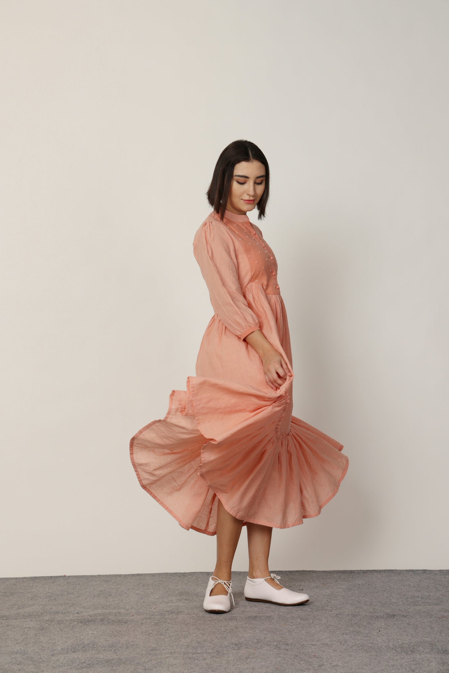 PEACH ROUND YOKE MIDI DRESS WITH INNER